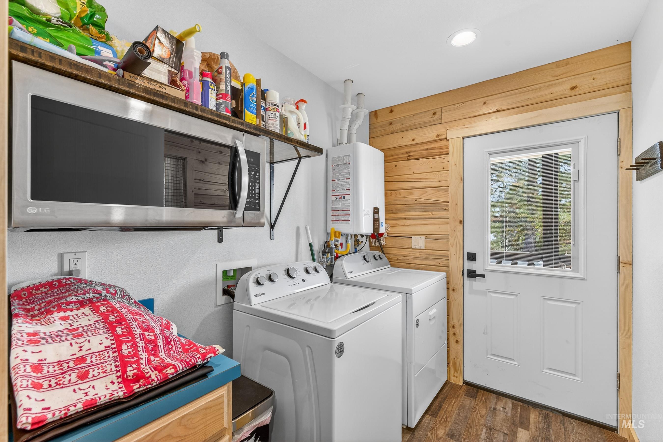 357/359 Veronica St, McCall, Idaho 83638, 3 Bedrooms, 3 Bathrooms, Residential For Sale, Price $949,000,MLS 98974360