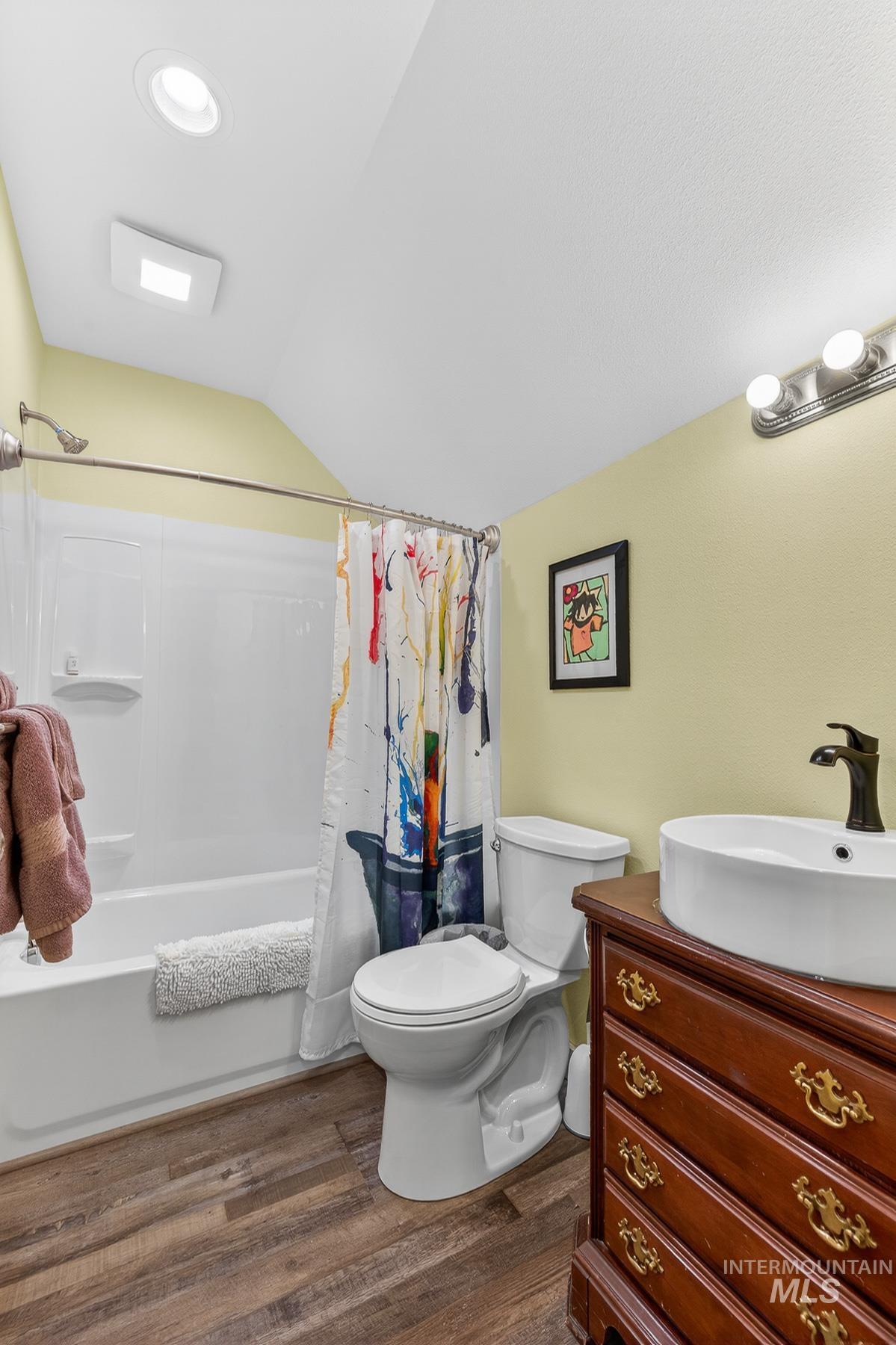 357/359 Veronica St, McCall, Idaho 83638, 3 Bedrooms, 3 Bathrooms, Residential For Sale, Price $949,000,MLS 98974360