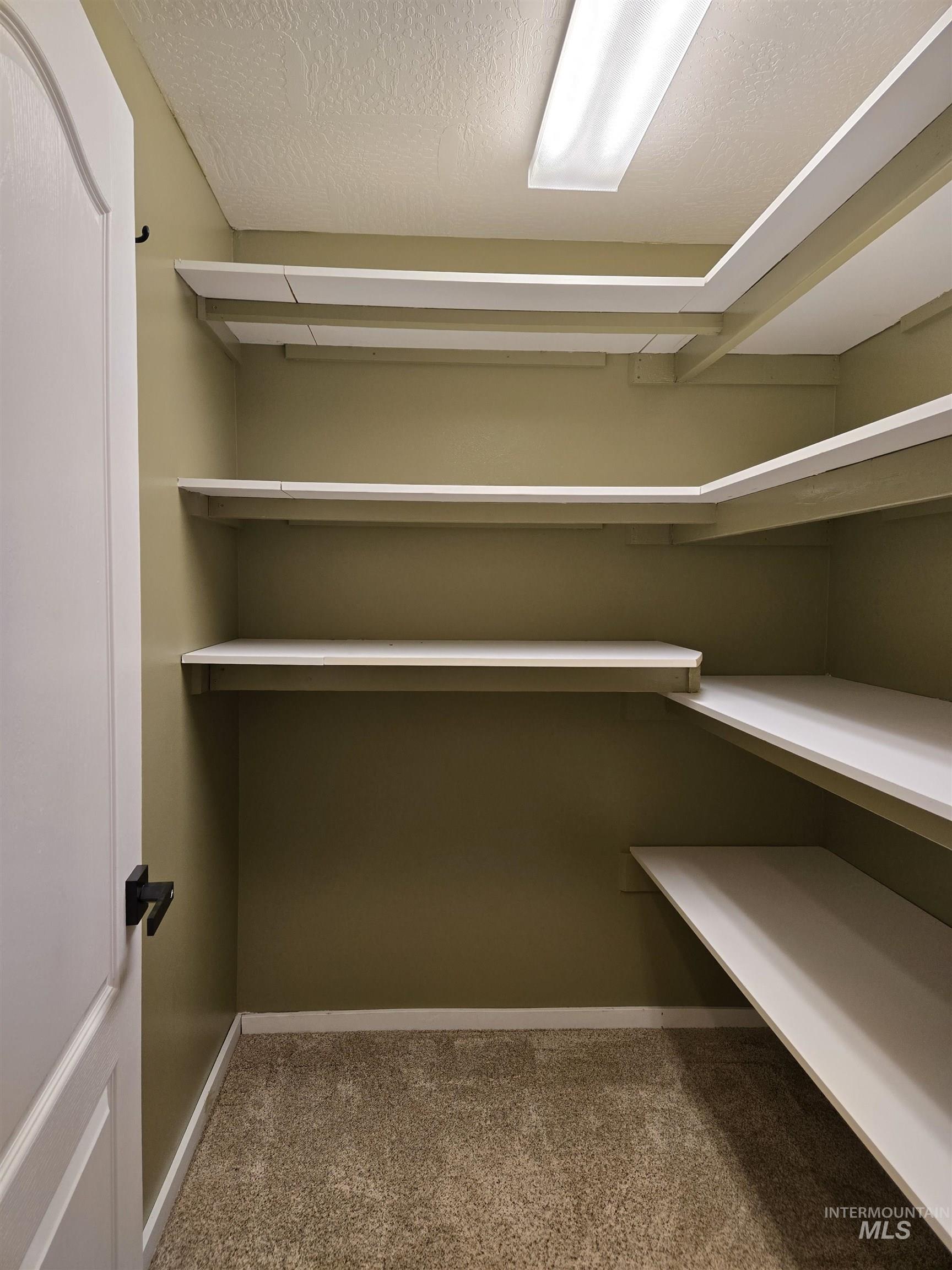 405 N Dorian Drive, Ontario, Oregon 97914, 4 Bedrooms, 3.5 Bathrooms, Residential For Sale, Price $575,000,MLS 98974361