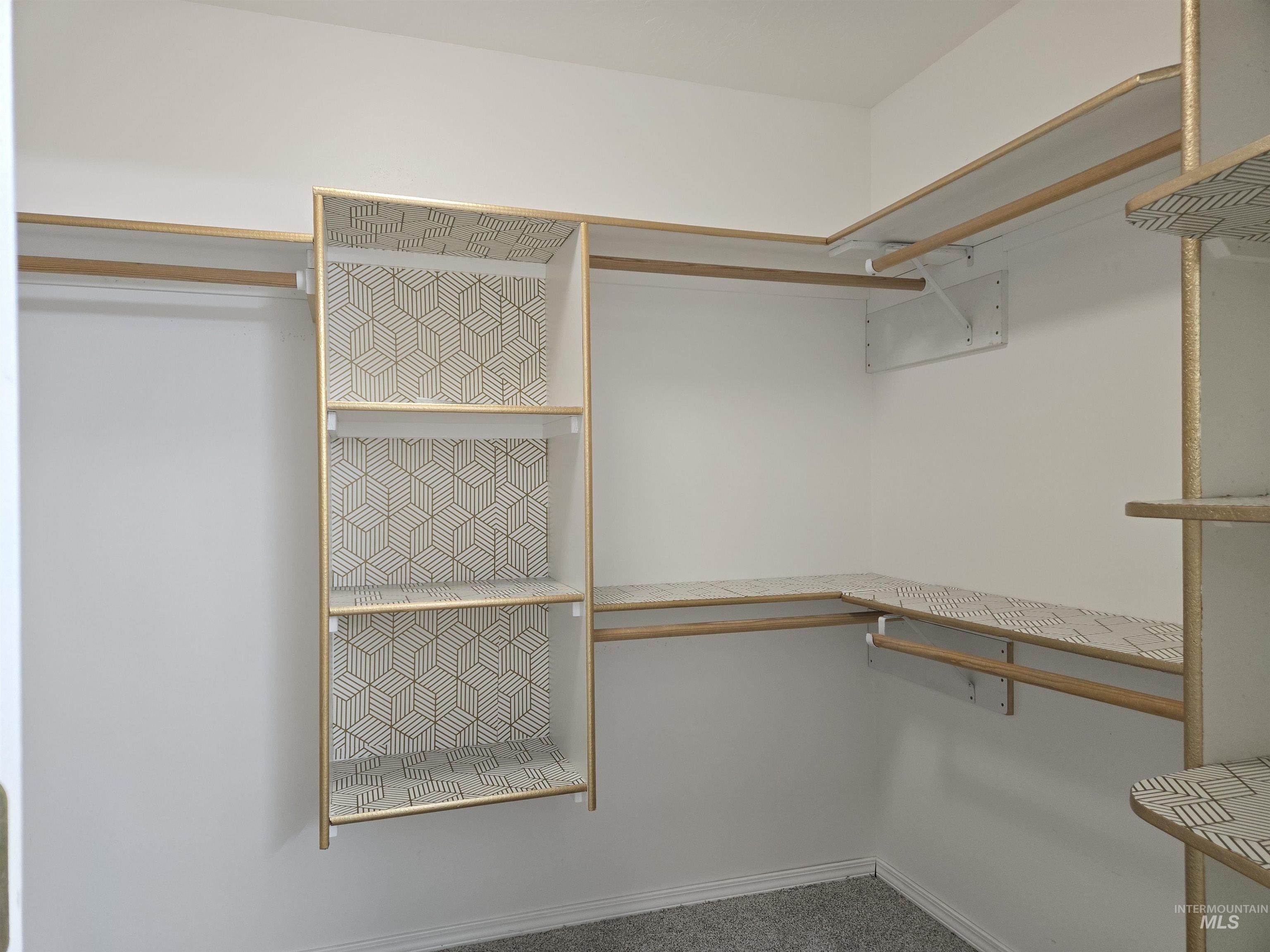 405 N Dorian Drive, Ontario, Oregon 97914, 4 Bedrooms, 3.5 Bathrooms, Residential For Sale, Price $575,000,MLS 98974361