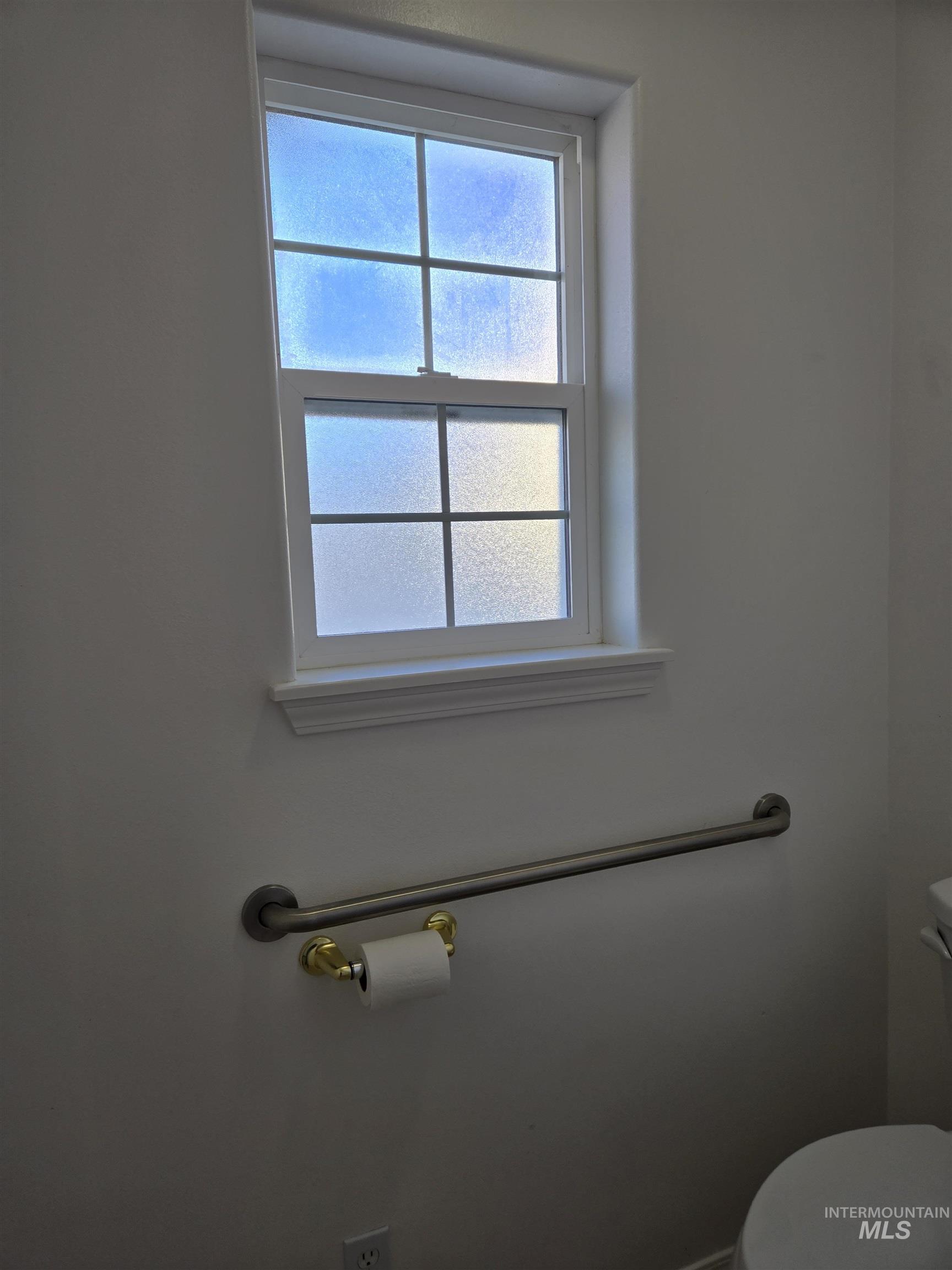 405 N Dorian Drive, Ontario, Oregon 97914, 4 Bedrooms, 3.5 Bathrooms, Residential For Sale, Price $575,000,MLS 98974361