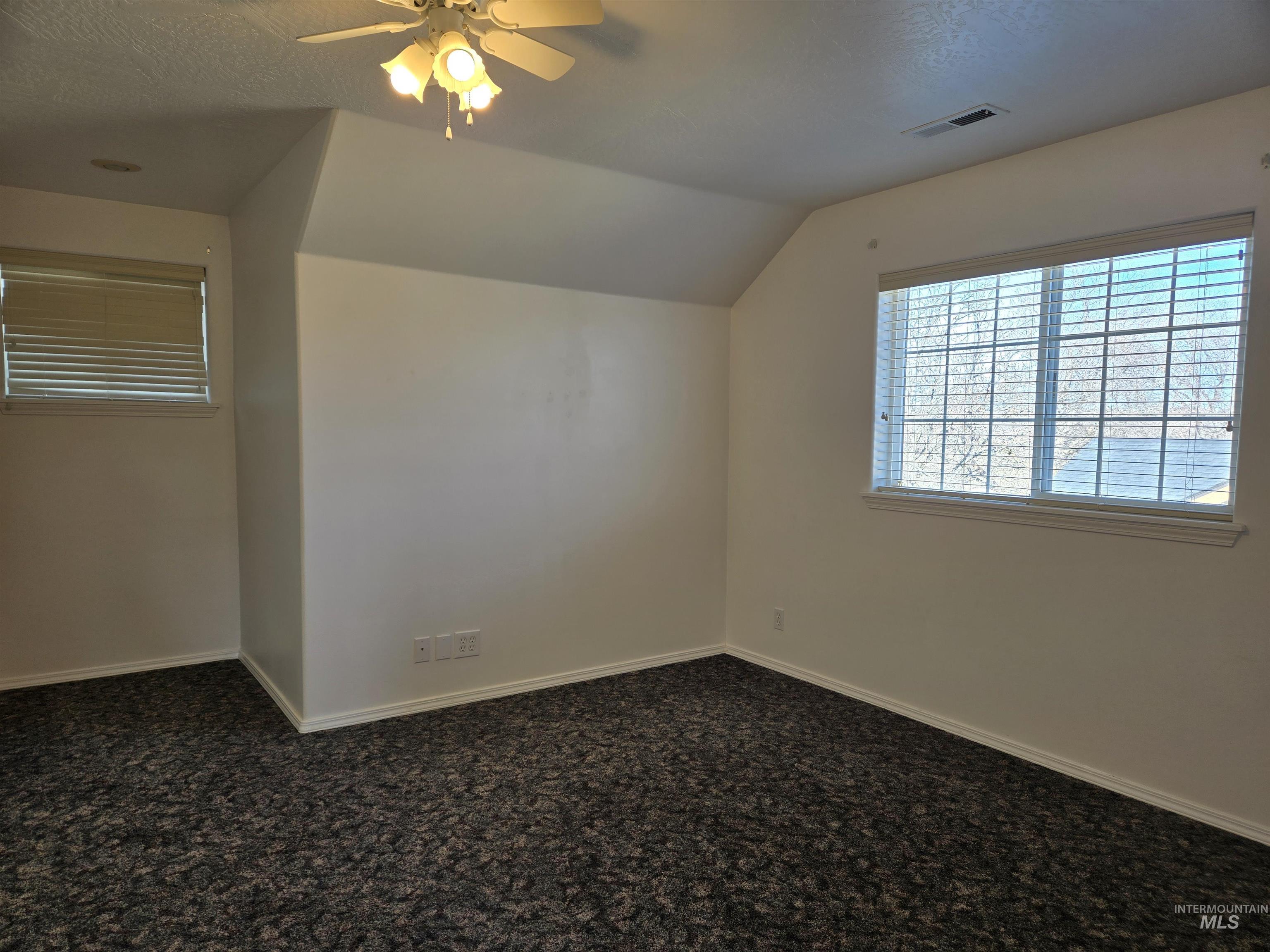 405 N Dorian Drive, Ontario, Oregon 97914, 4 Bedrooms, 3.5 Bathrooms, Residential For Sale, Price $575,000,MLS 98974361