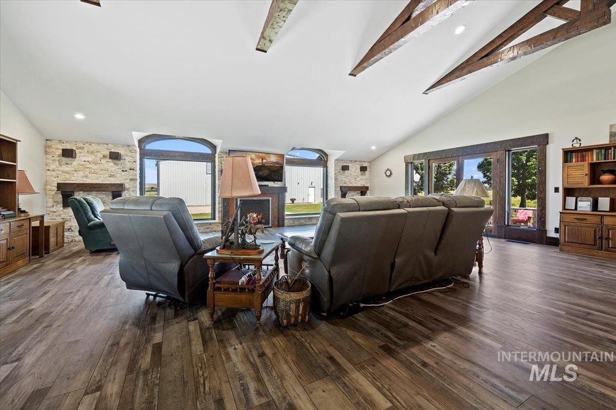 2800 W Idaho Blvd, Emmett, Idaho 83617, 5 Bedrooms, 4 Bathrooms, Residential For Sale, Price $1,790,000,MLS 98974362