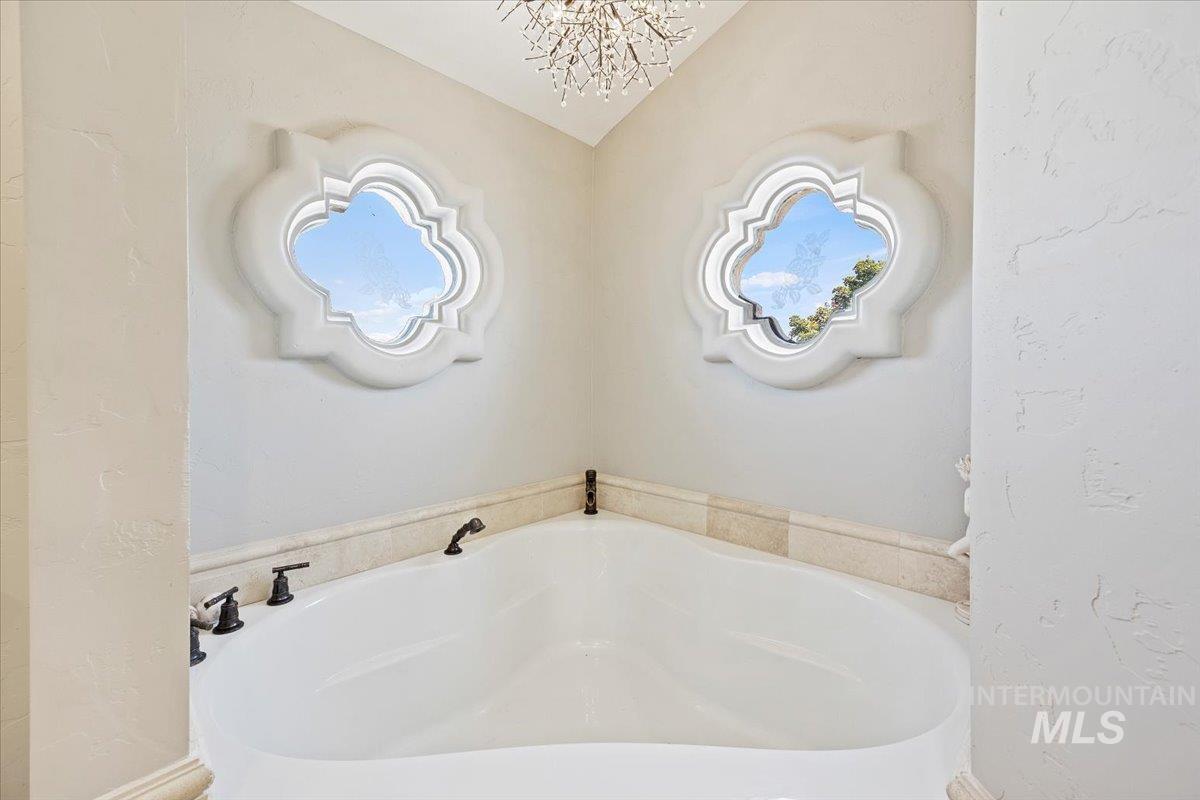 2800 W Idaho Blvd, Emmett, Idaho 83617, 5 Bedrooms, 4 Bathrooms, Residential For Sale, Price $1,800,000,MLS 98974362