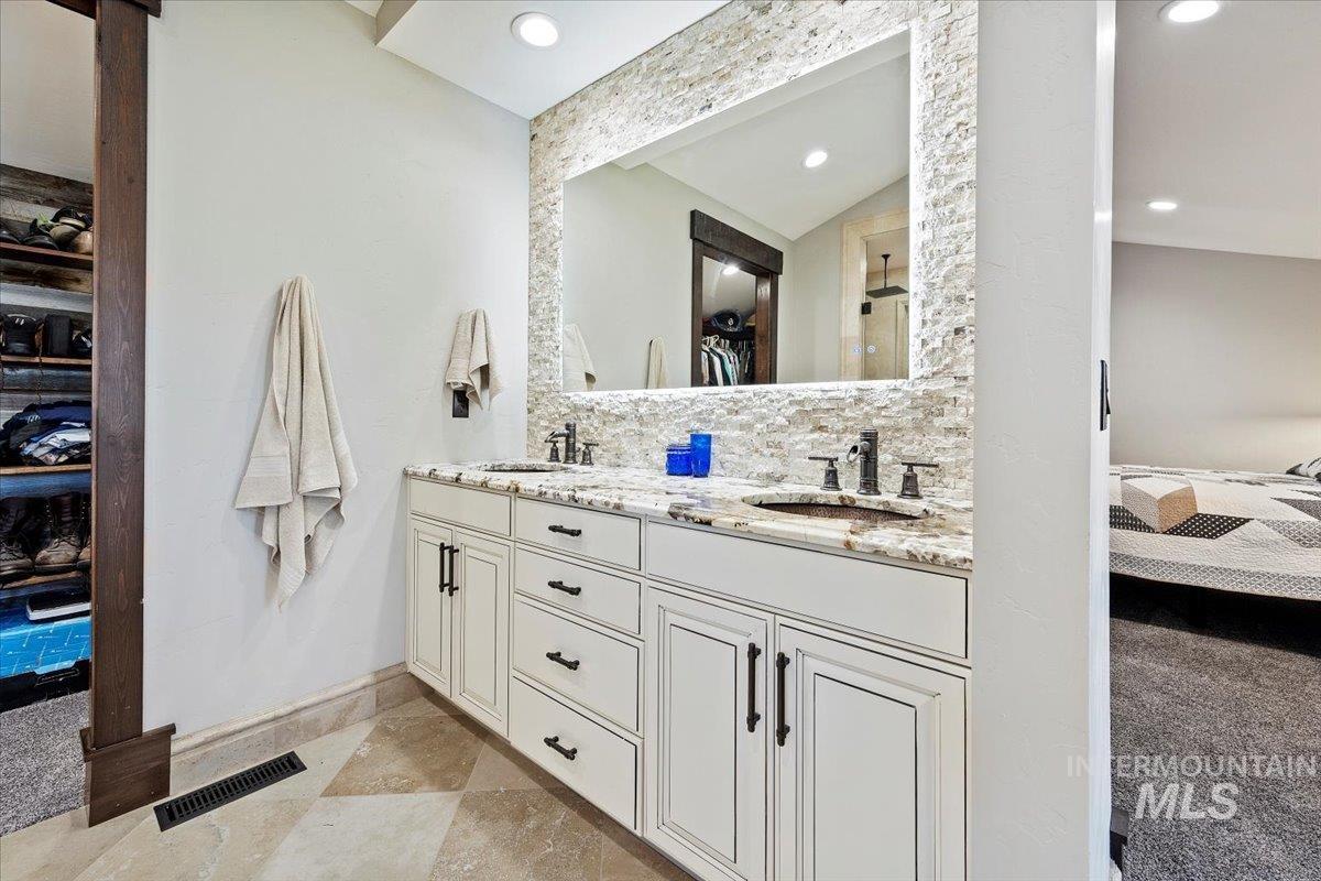 2800 W Idaho Blvd, Emmett, Idaho 83617, 5 Bedrooms, 4 Bathrooms, Residential For Sale, Price $1,790,000,MLS 98974362