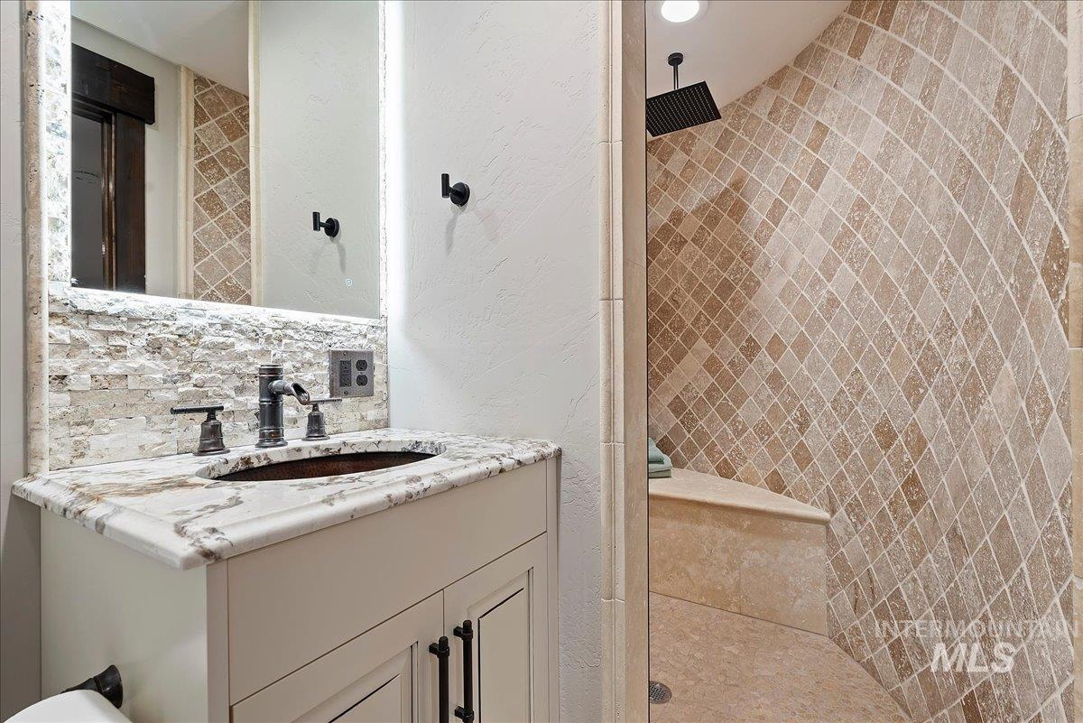 2800 W Idaho Blvd, Emmett, Idaho 83617, 5 Bedrooms, 4 Bathrooms, Residential For Sale, Price $1,790,000,MLS 98974362