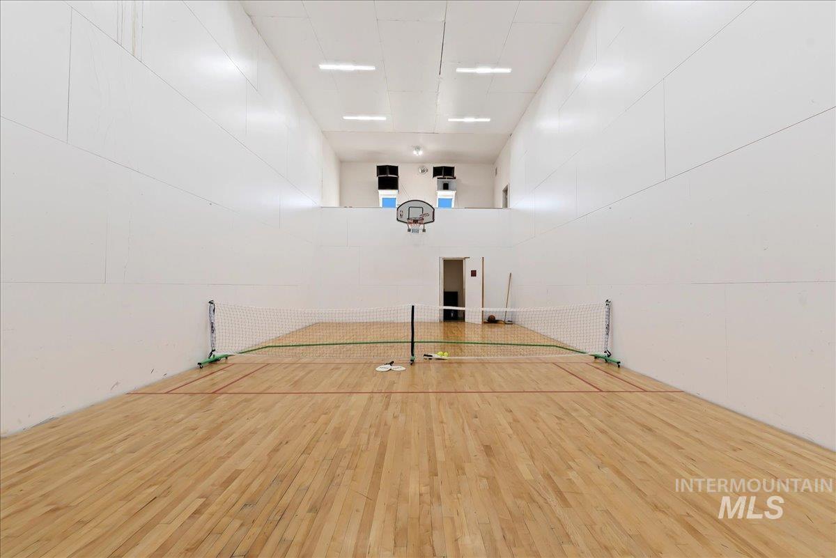 2800 W Idaho Blvd, Emmett, Idaho 83617, 5 Bedrooms, 4 Bathrooms, Residential For Sale, Price $1,790,000,MLS 98974362