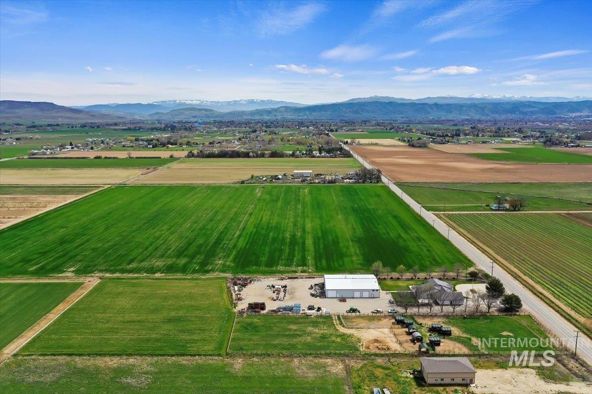 2800 W Idaho Blvd, Emmett, Idaho 83617, 5 Bedrooms, 4 Bathrooms, Residential For Sale, Price $1,800,000,MLS 98974362