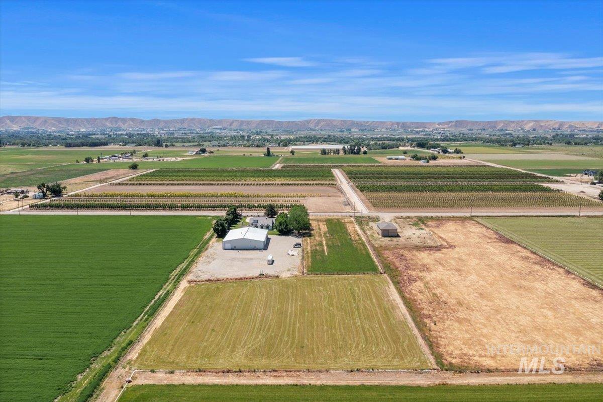 2800 W Idaho Blvd, Emmett, Idaho 83617, 5 Bedrooms, 4 Bathrooms, Residential For Sale, Price $1,750,000,MLS 98974362