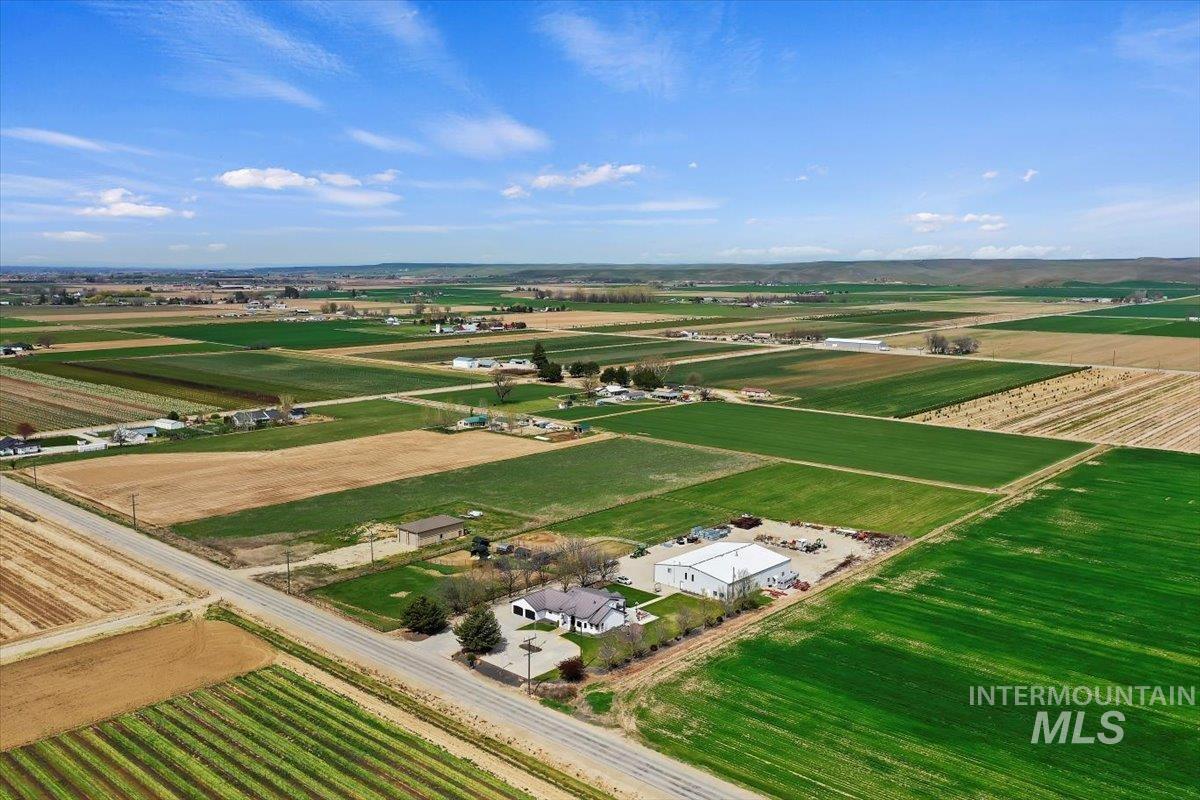 2800 W Idaho Blvd, Emmett, Idaho 83617, 5 Bedrooms, 4 Bathrooms, Residential For Sale, Price $1,790,000,MLS 98974362