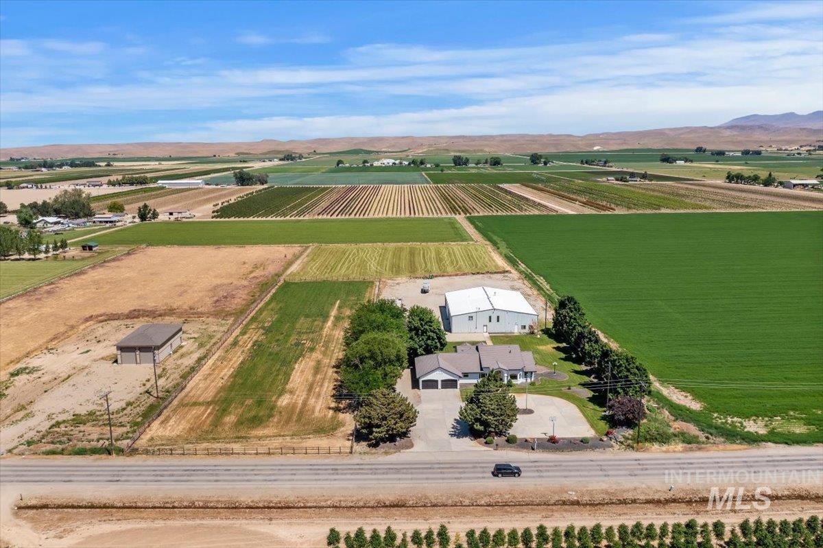 2800 W Idaho Blvd, Emmett, Idaho 83617, 5 Bedrooms, 4 Bathrooms, Residential For Sale, Price $1,750,000,MLS 98974362