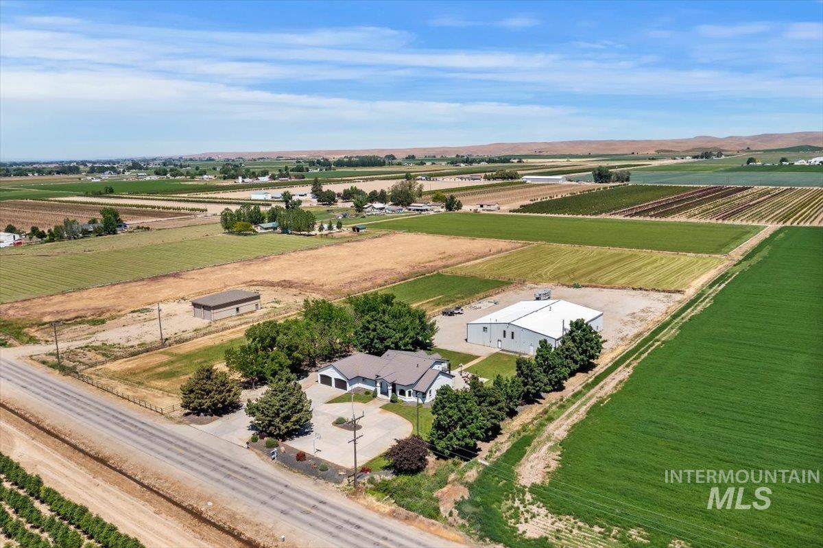 2800 W Idaho Blvd, Emmett, Idaho 83617, 5 Bedrooms, 4 Bathrooms, Residential For Sale, Price $1,750,000,MLS 98974362