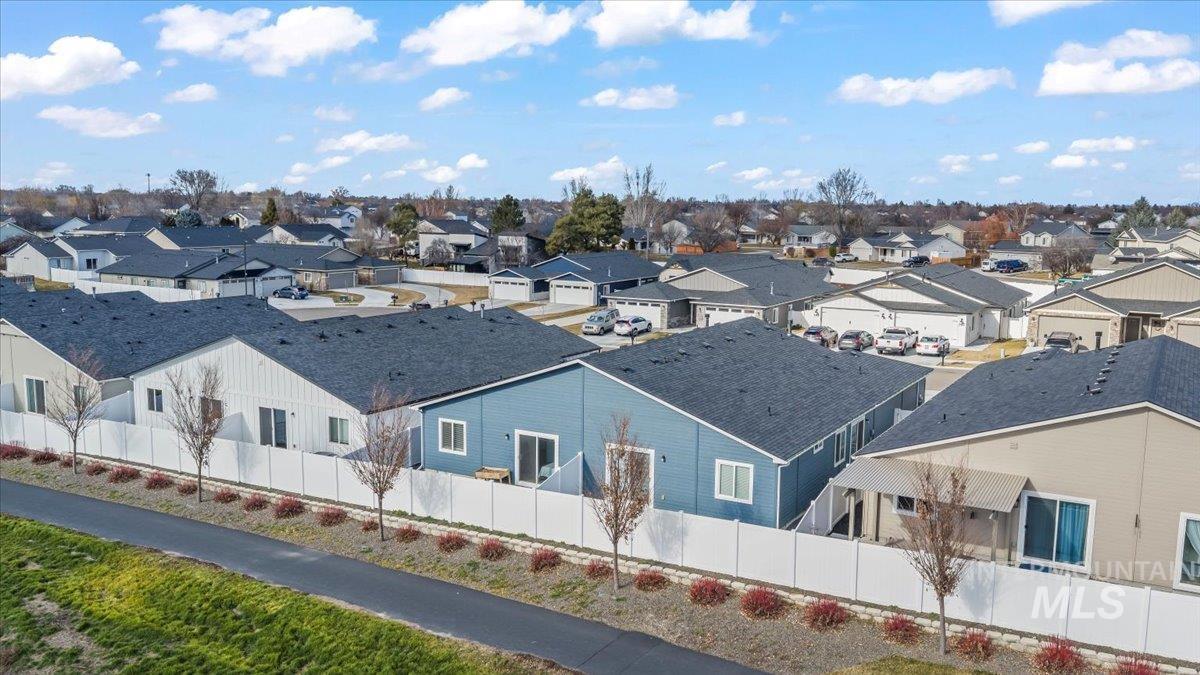 1419 W Lark Ct, Nampa, Idaho 83651, 3 Bedrooms, 2 Bathrooms, Residential For Sale, Price $349,900,MLS 98974363