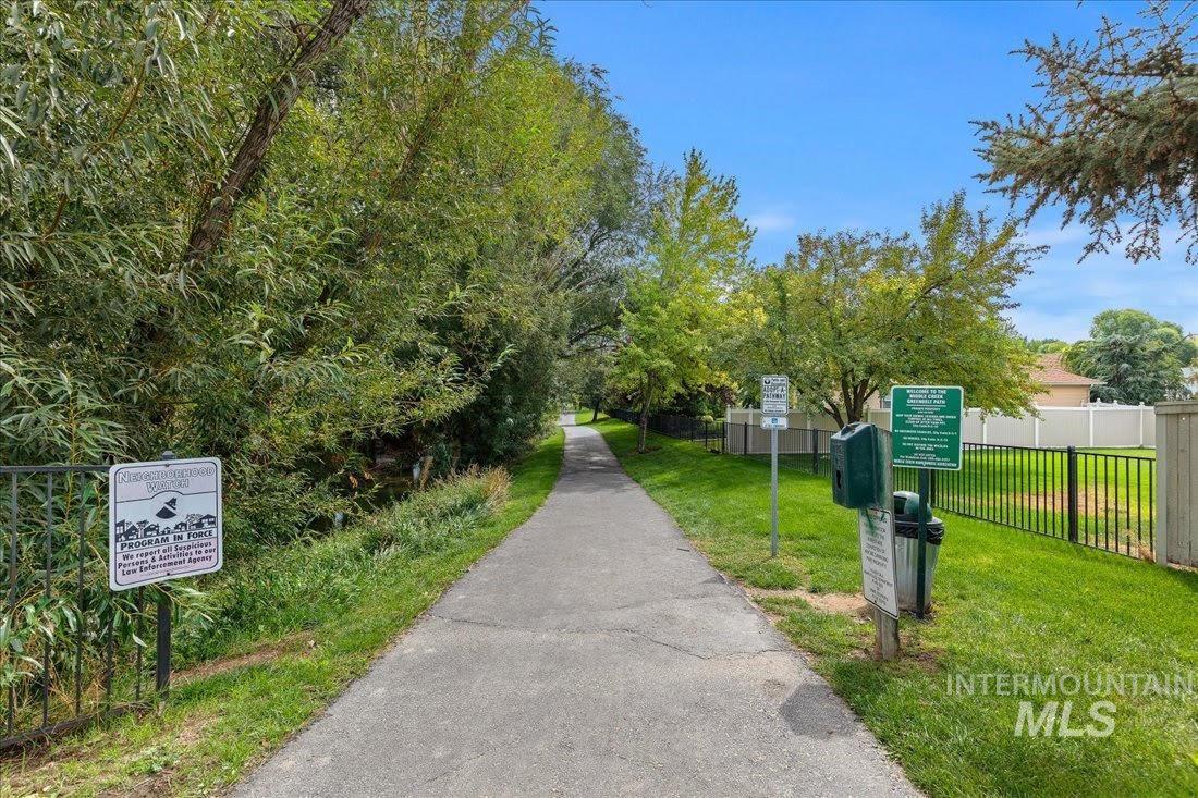 1419 W Lark Ct, Nampa, Idaho 83651, 3 Bedrooms, 2 Bathrooms, Residential For Sale, Price $349,900,MLS 98974363