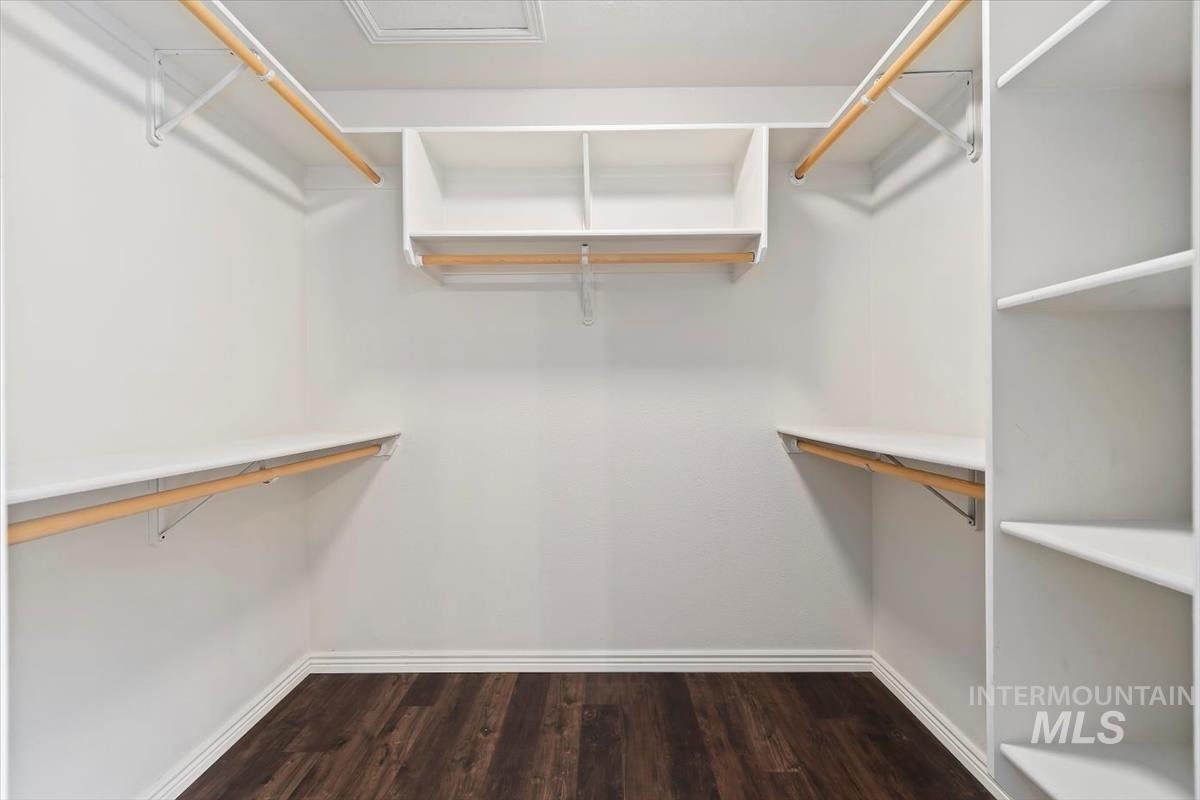 1877 S Rustic Mill Pl, Boise, Idaho 83709, 4 Bedrooms, 2.5 Bathrooms, Residential For Sale, Price $649,900,MLS 98974365