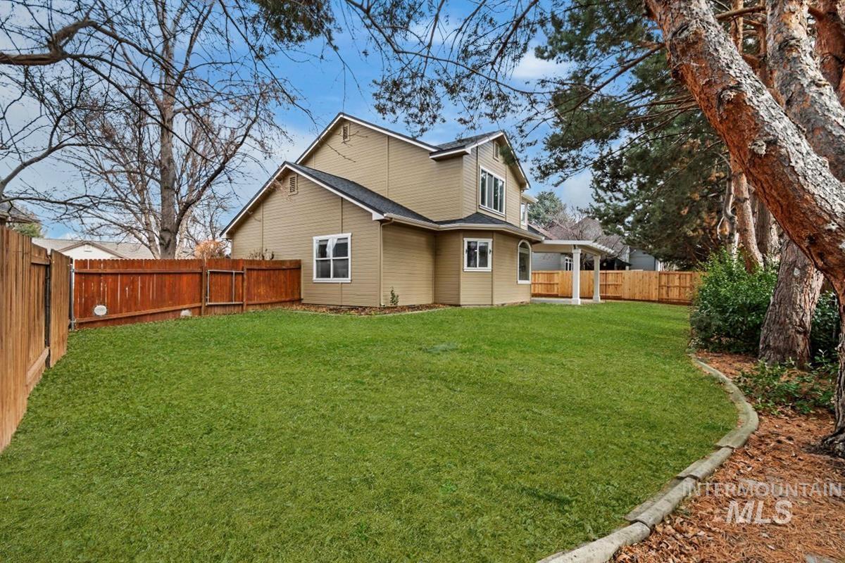 1877 S Rustic Mill Pl, Boise, Idaho 83709, 4 Bedrooms, 2.5 Bathrooms, Residential For Sale, Price $649,900,MLS 98974365