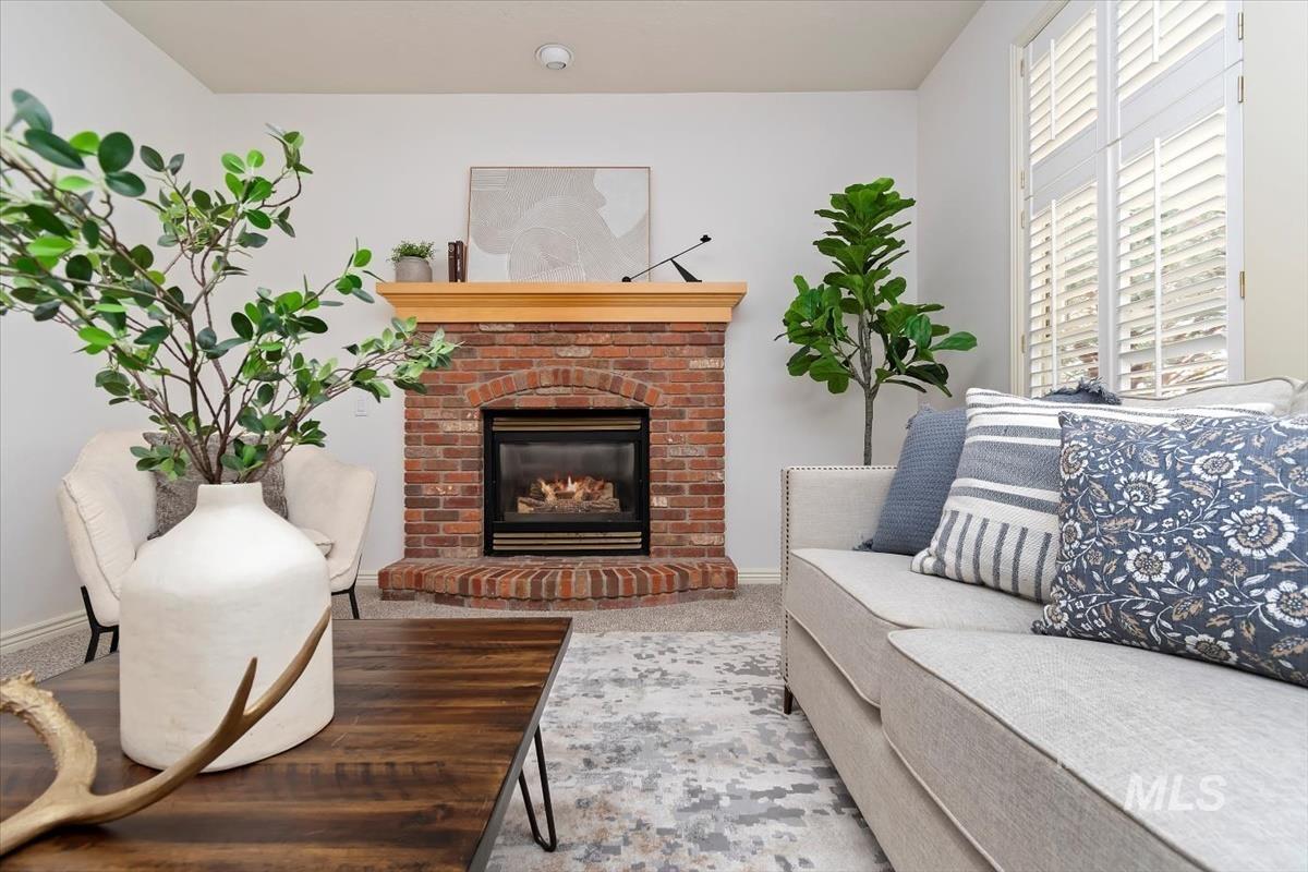 1877 S Rustic Mill Pl, Boise, Idaho 83709, 4 Bedrooms, 2.5 Bathrooms, Residential For Sale, Price $649,900,MLS 98974365