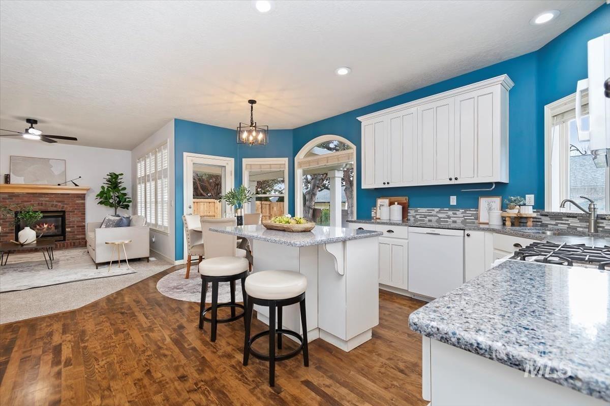 1877 S Rustic Mill Pl, Boise, Idaho 83709, 4 Bedrooms, 2.5 Bathrooms, Residential For Sale, Price $649,900,MLS 98974365