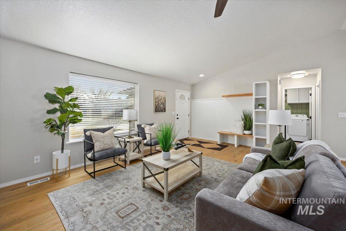 1827 Targhee Drive, Twin Falls, Idaho 83301, 3 Bedrooms, 2 Bathrooms, Residential For Sale, Price $389,000, 98974366