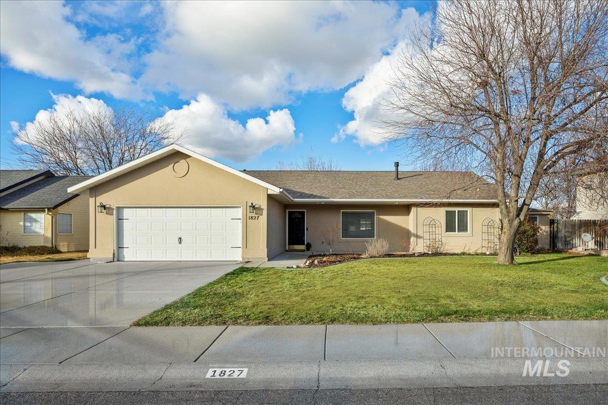 1827 Targhee Drive, Twin Falls, Idaho 83301, 3 Bedrooms, 2 Bathrooms, Residential For Sale, Price $399,900,MLS 98974366