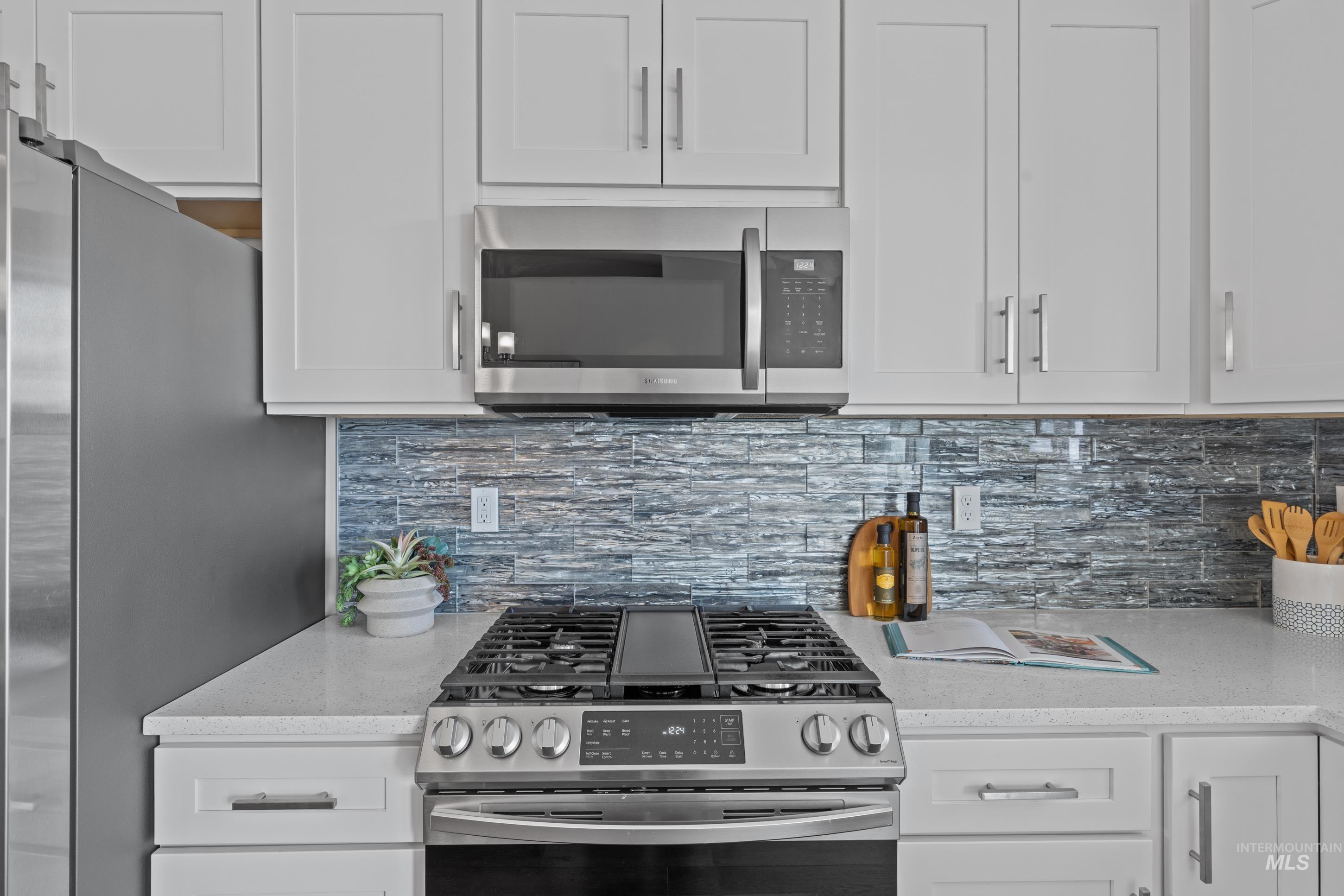 1698 NE Quarry Ave, Mountain Home, Idaho 83647, 4 Bedrooms, 2.5 Bathrooms, Residential For Sale, Price $384,900,MLS 98974369