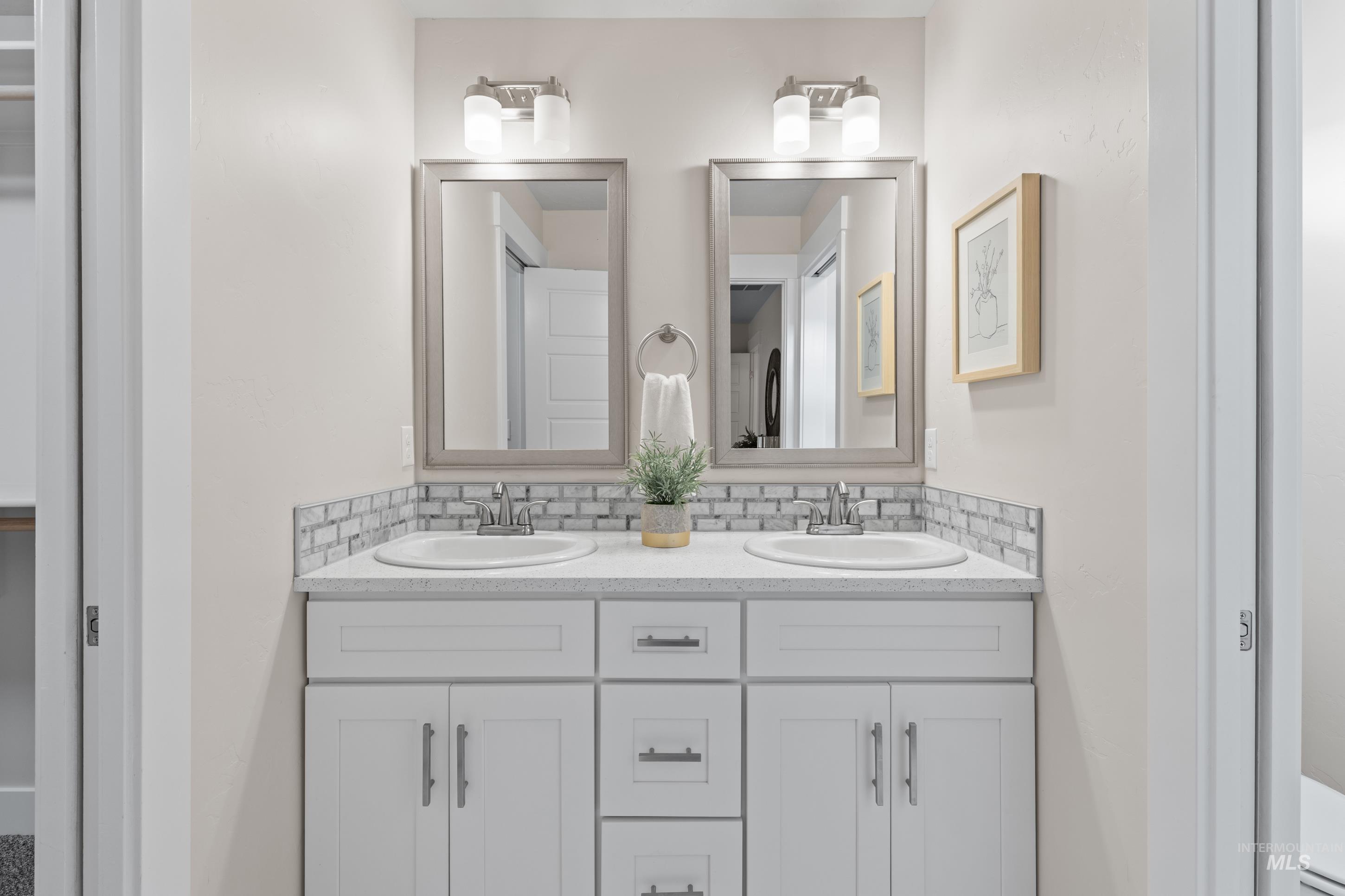 1698 NE Quarry Ave, Mountain Home, Idaho 83647, 4 Bedrooms, 2.5 Bathrooms, Residential For Sale, Price $384,900,MLS 98974369