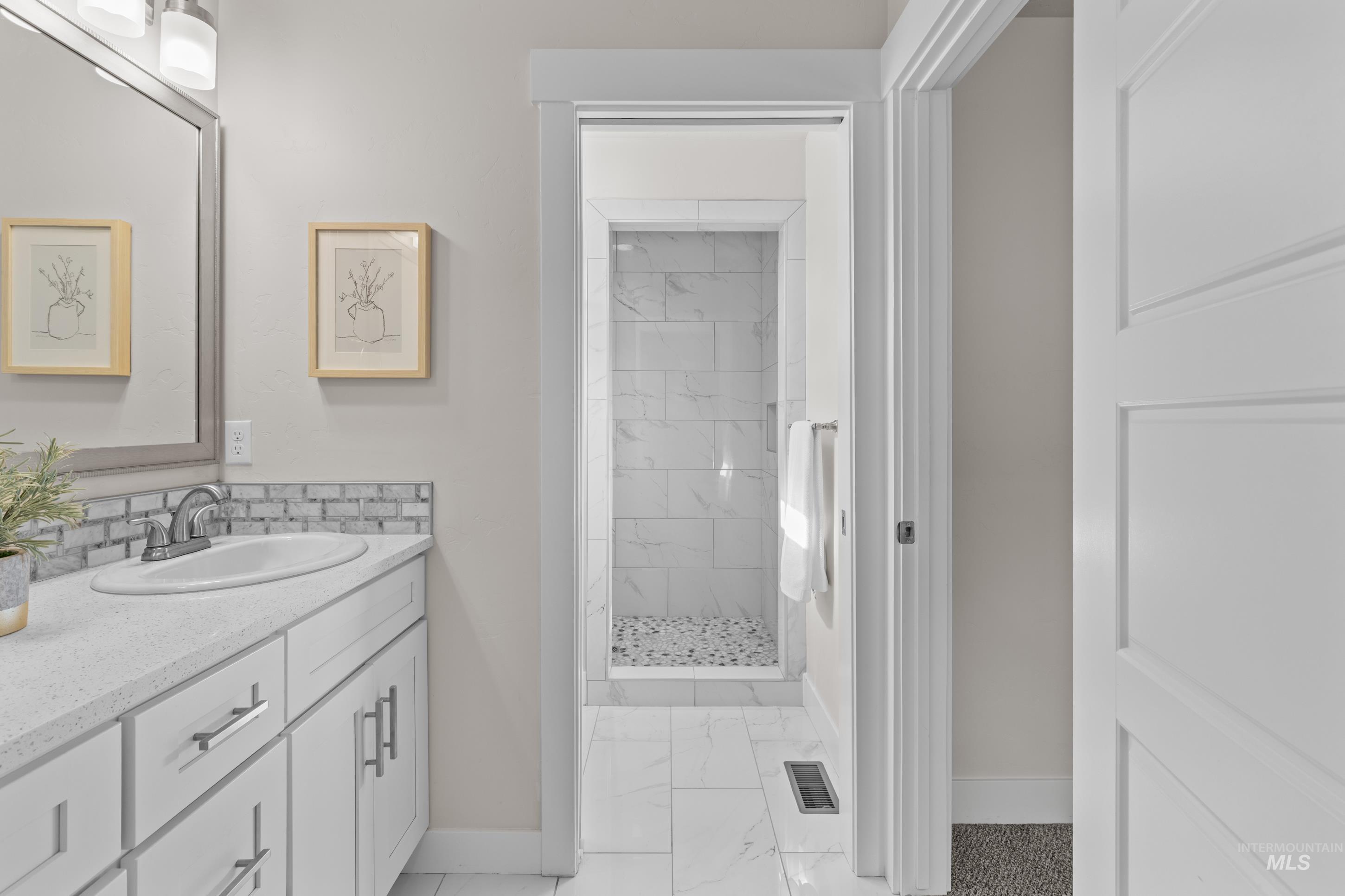 1698 NE Quarry Ave, Mountain Home, Idaho 83647, 4 Bedrooms, 2.5 Bathrooms, Residential For Sale, Price $384,900,MLS 98974369