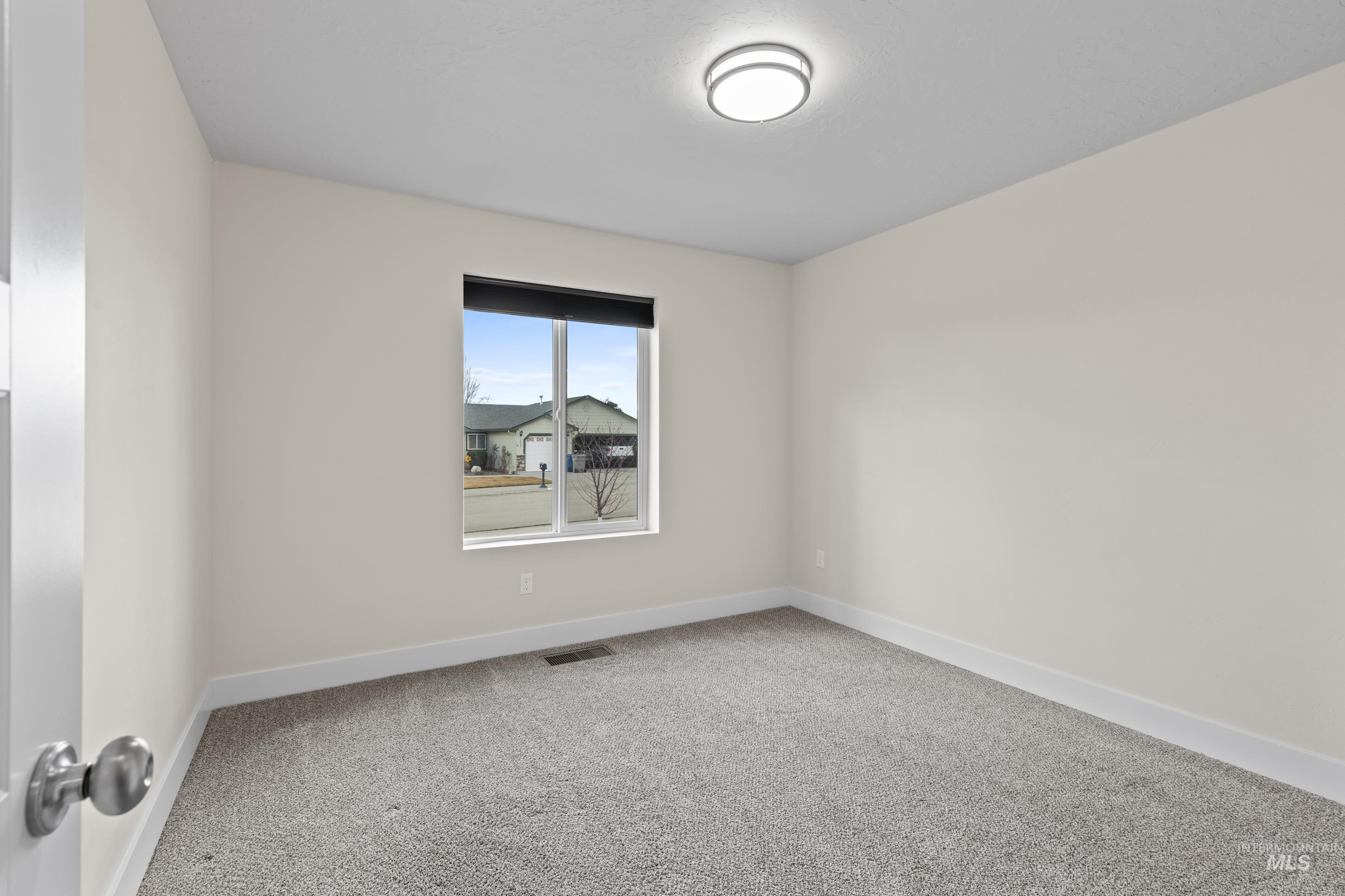 1698 NE Quarry Ave, Mountain Home, Idaho 83647, 4 Bedrooms, 2.5 Bathrooms, Residential For Sale, Price $384,900,MLS 98974369