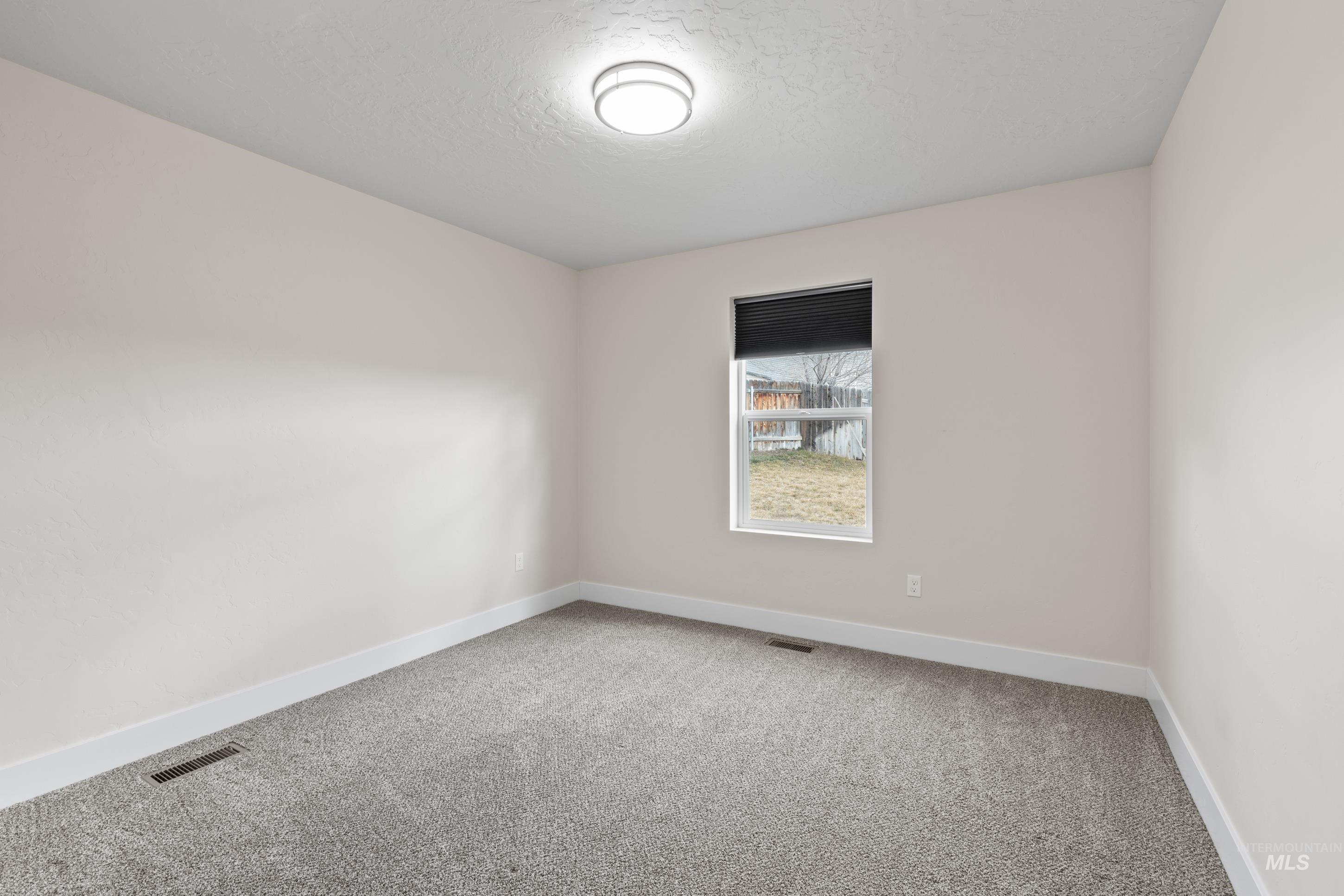 1698 NE Quarry Ave, Mountain Home, Idaho 83647, 4 Bedrooms, 2.5 Bathrooms, Residential For Sale, Price $384,900,MLS 98974369