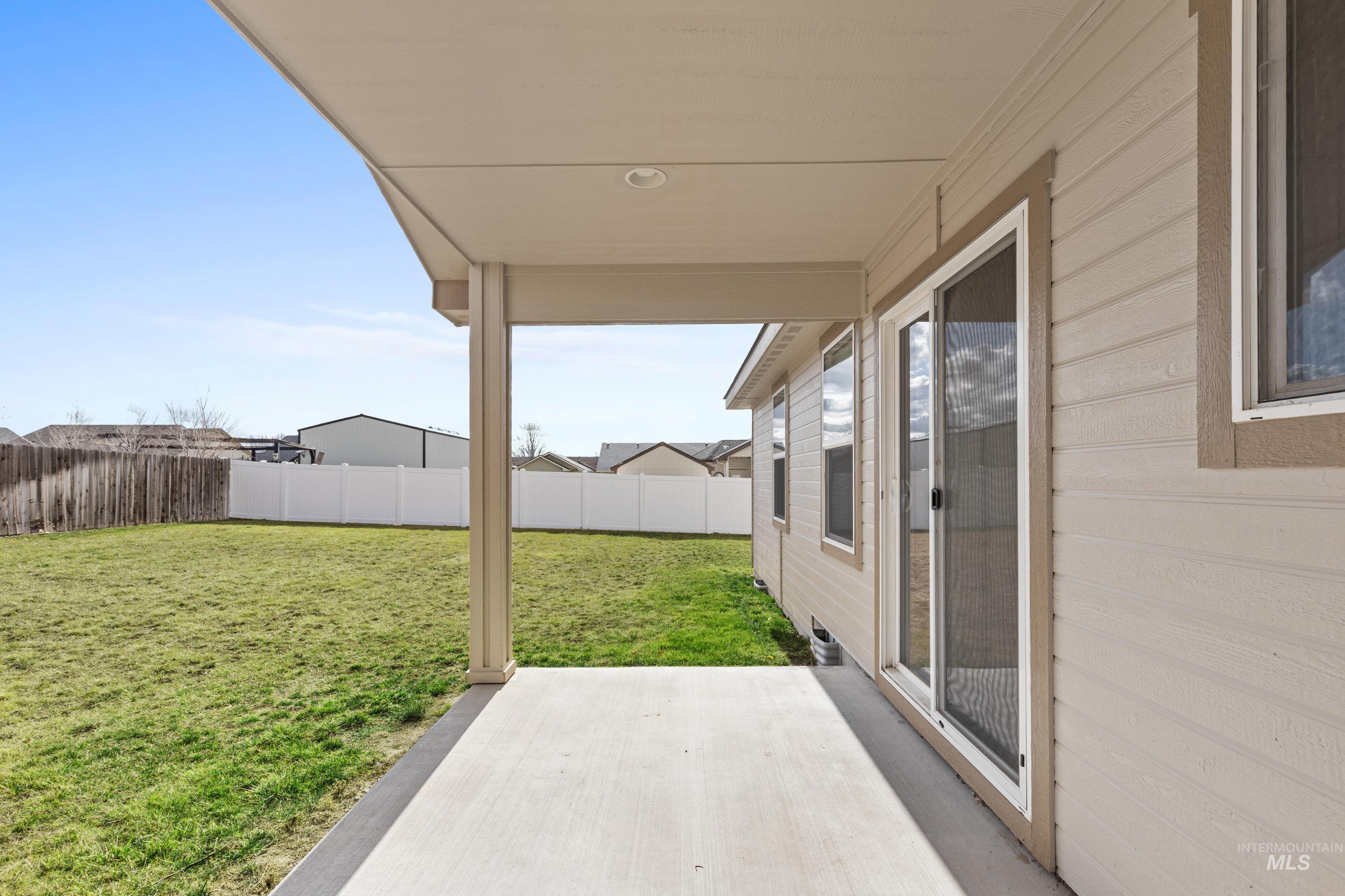 1698 NE Quarry Ave, Mountain Home, Idaho 83647, 4 Bedrooms, 2.5 Bathrooms, Residential For Sale, Price $384,900,MLS 98974369