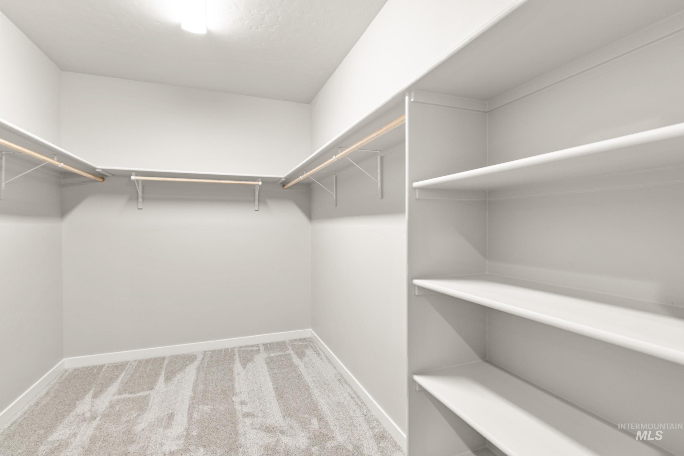 3877 E Jamestown Dr, Nampa, Idaho 83686, 4 Bedrooms, 2 Bathrooms, Residential For Sale, Price $509,990, 98974371