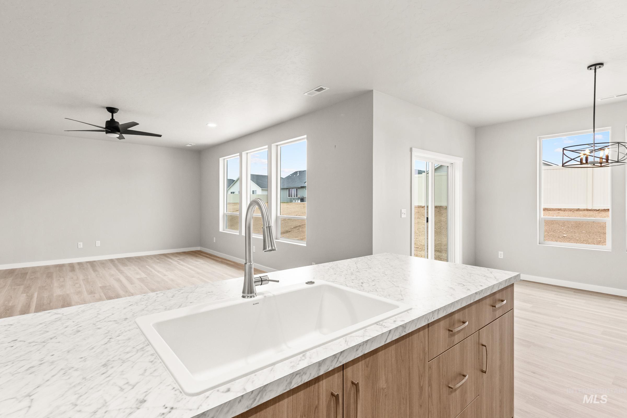 3877 E Jamestown Dr, Nampa, Idaho 83686, 4 Bedrooms, 2 Bathrooms, Residential For Sale, Price $509,990, 98974371