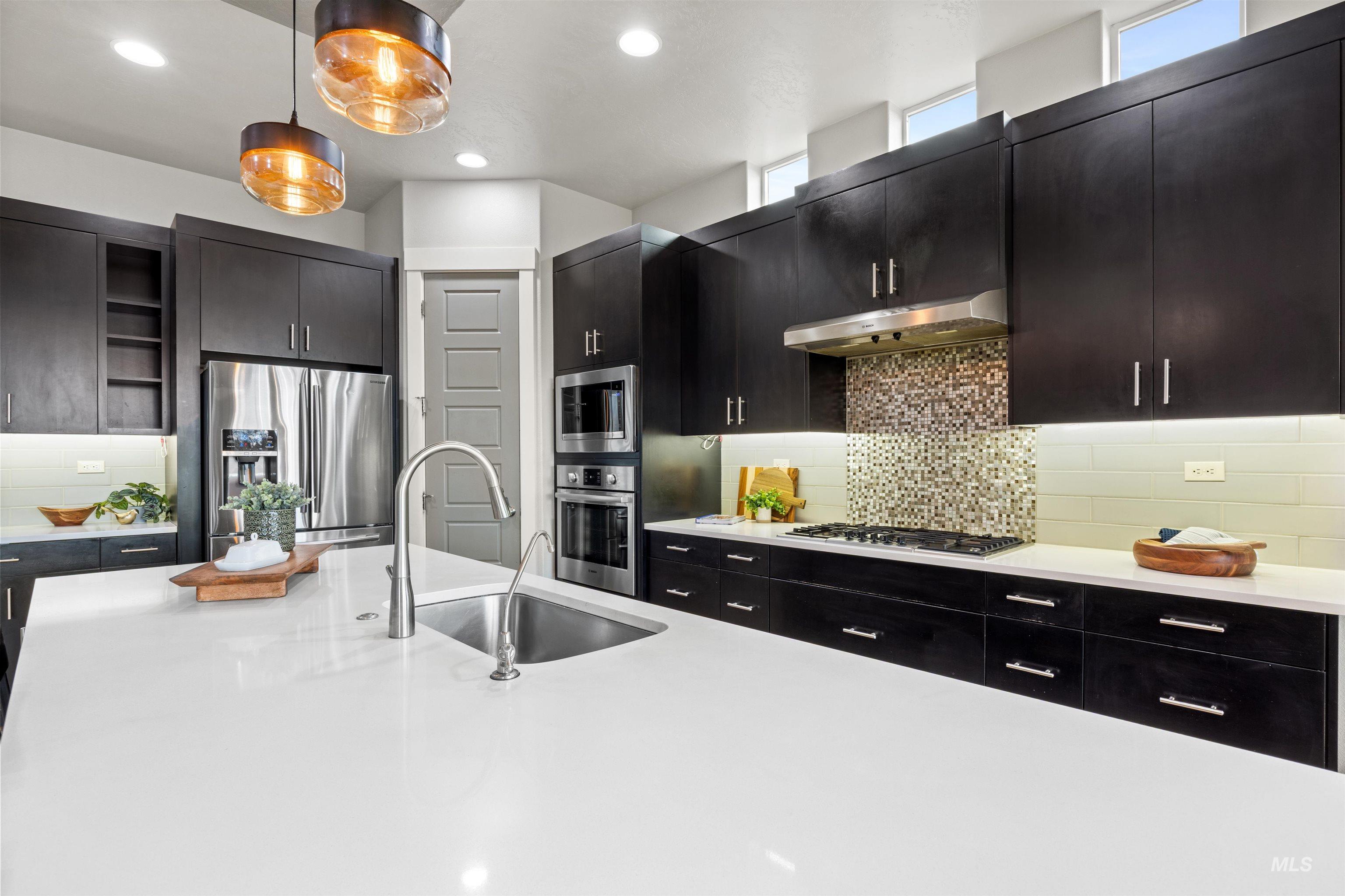 4775 S Spotted Horse Ave, Boise, Idaho 83716, 3 Bedrooms, 2 Bathrooms, Residential For Sale, Price $1,060,000,MLS 98974372