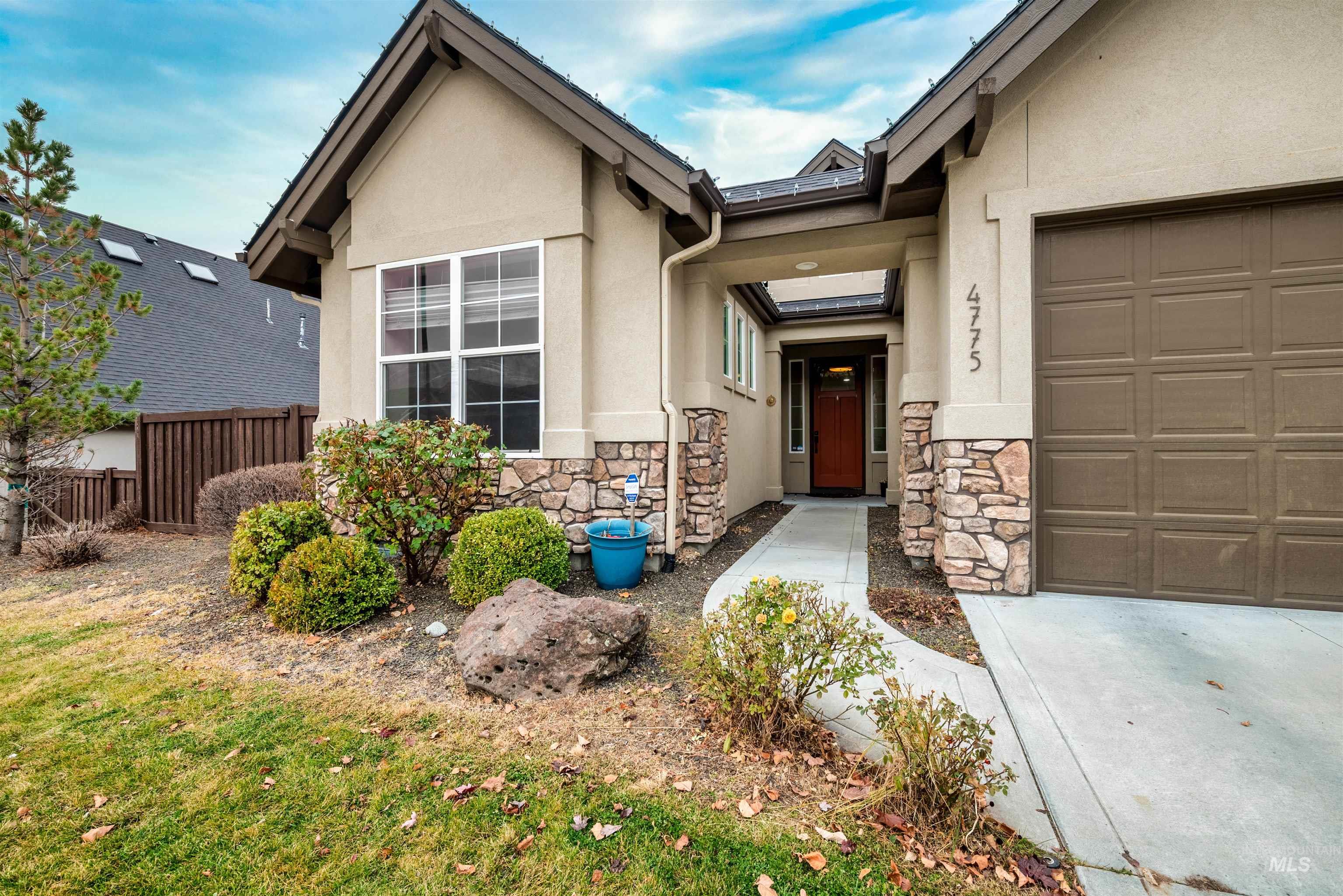 4775 S Spotted Horse Ave, Boise, Idaho 83716, 3 Bedrooms, 2 Bathrooms, Residential For Sale, Price $1,060,000,MLS 98974372