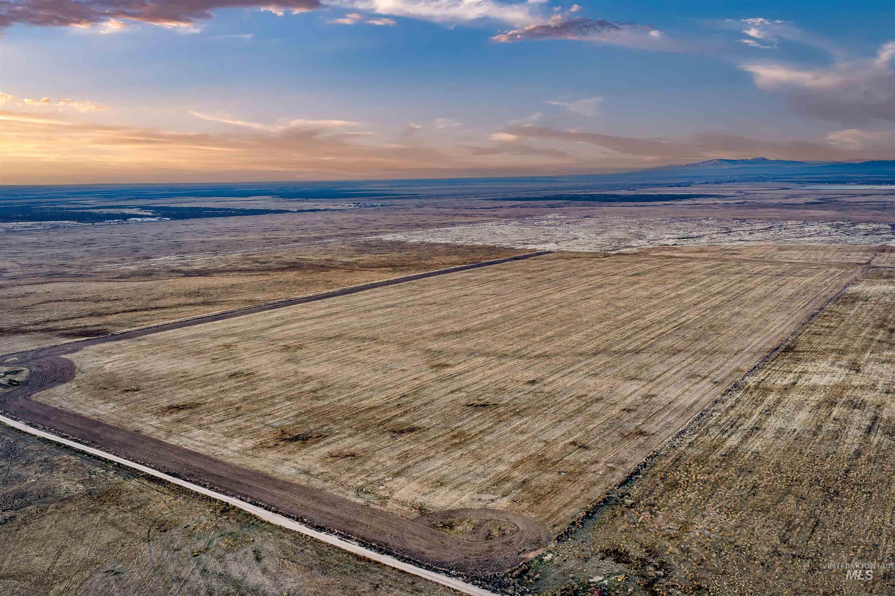000 E Flick Ln, Mountain Home, Idaho 83647, Land For Sale, Price $1,280,000,MLS 98974374