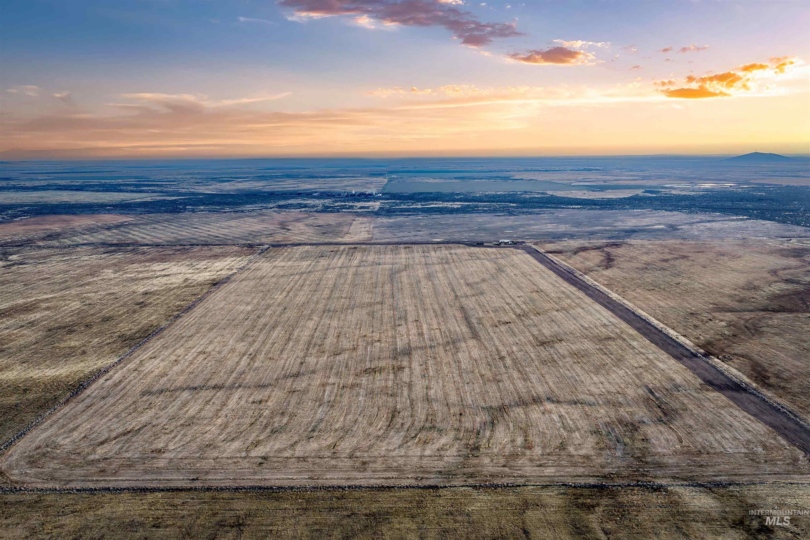 000 E Flick Ln, Mountain Home, Idaho 83647, Land For Sale, Price $1,280,000,MLS 98974374