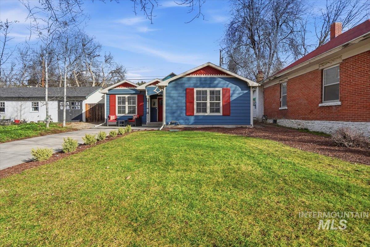 2200 N 9th Street, Boise, Idaho 83702, 3 Bedrooms, 2 Bathrooms, Residential For Sale, Price $684,000,MLS 98974375