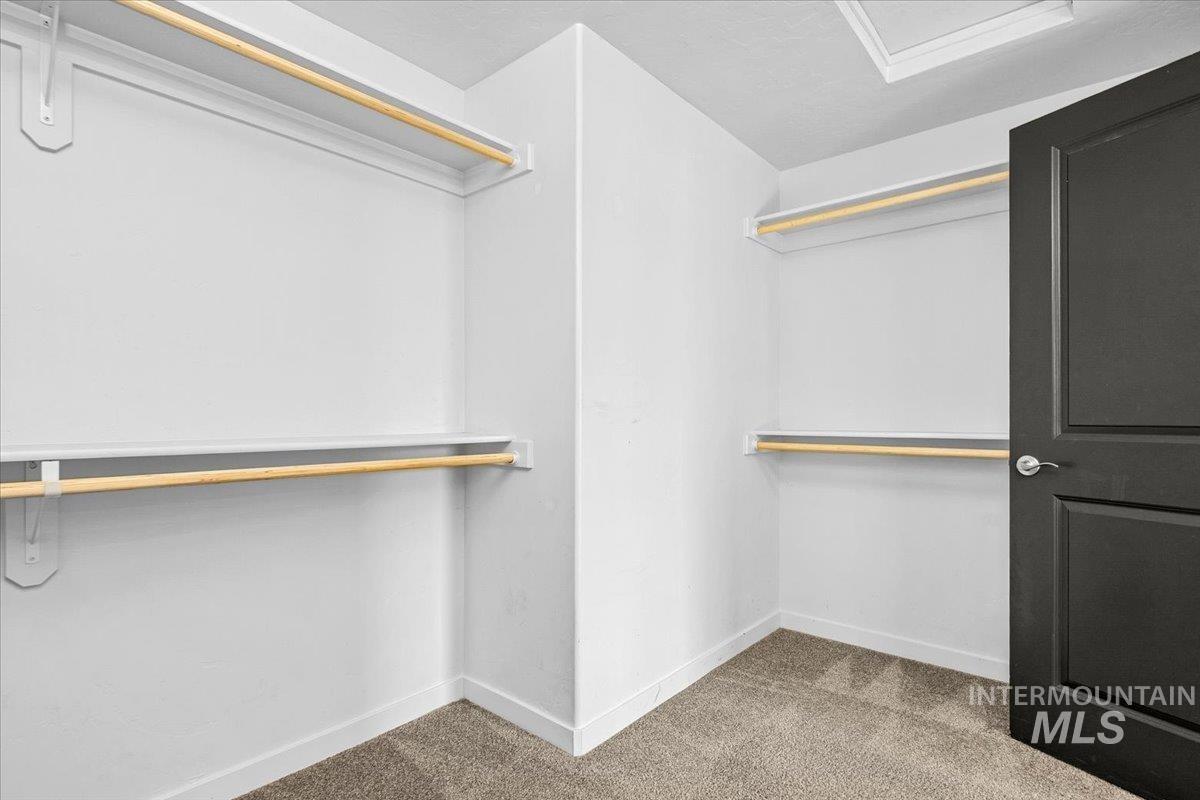 3315 S Cabin Creek Way, Meridian, Idaho 83642, 3 Bedrooms, 2.5 Bathrooms, Residential For Sale, Price $500,000,MLS 98974376