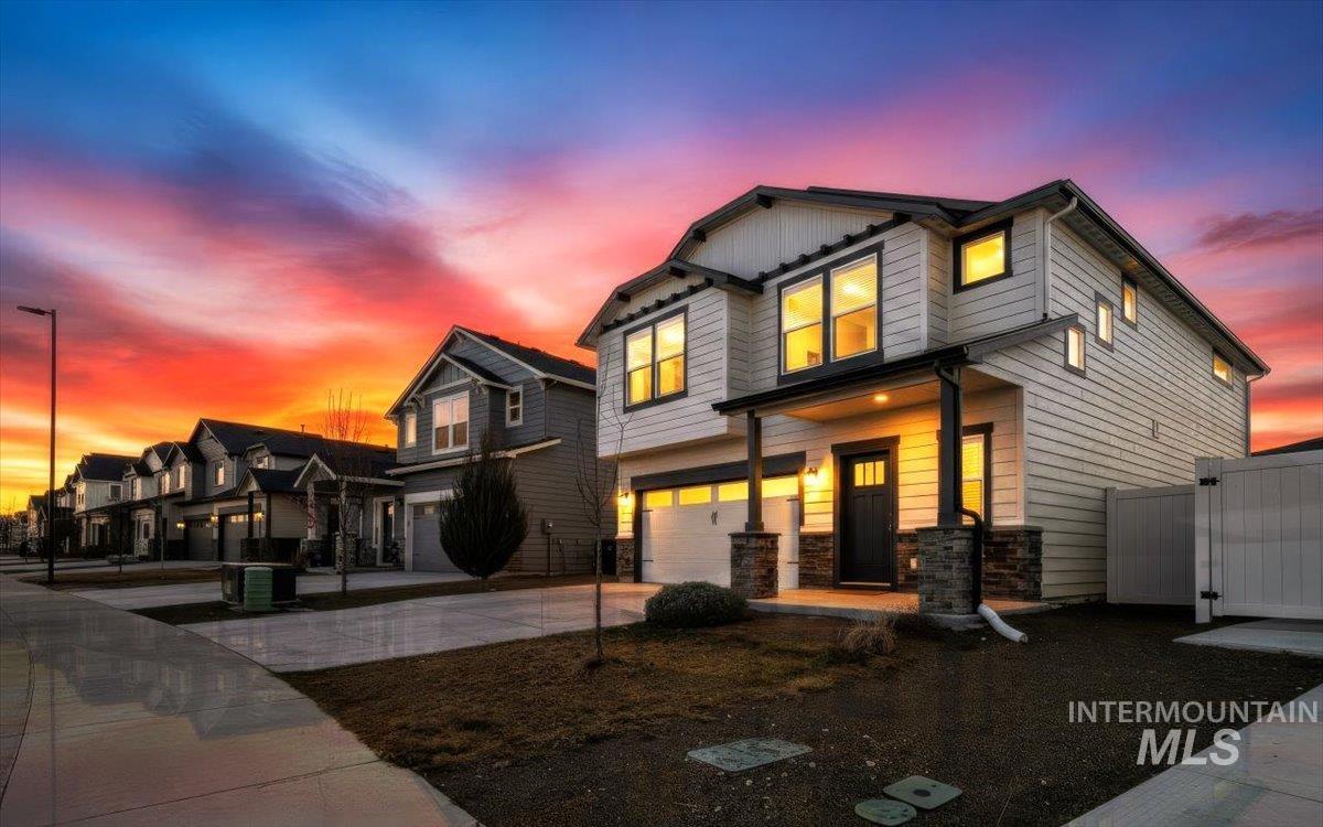 3315 S Cabin Creek Way, Meridian, Idaho 83642, 3 Bedrooms, 2.5 Bathrooms, Residential For Sale, Price $500,000,MLS 98974376