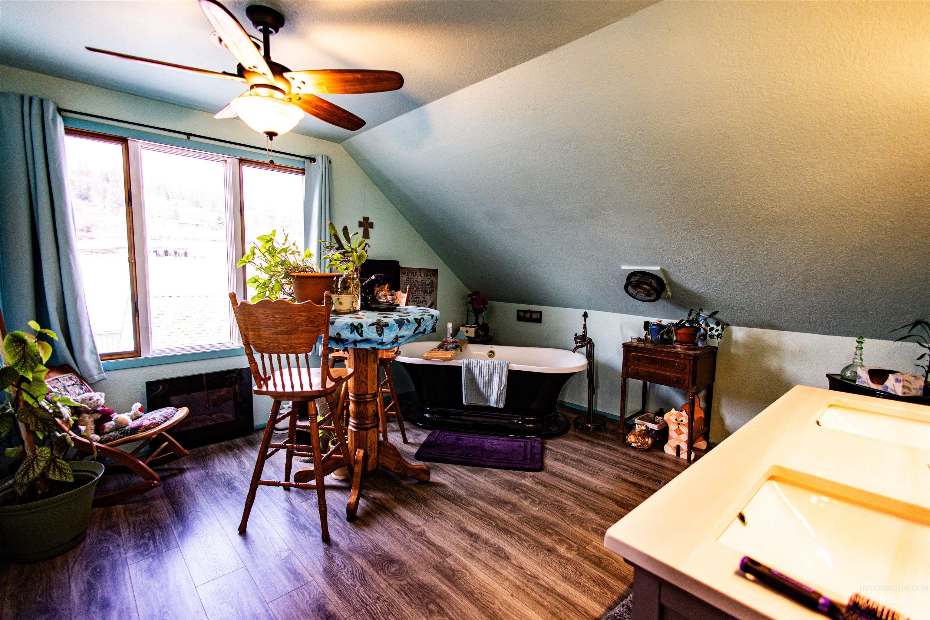 804 Maple St, Kamiah, Idaho 83536, 3 Bedrooms, 2 Bathrooms, Residential For Sale, Price $339,000,MLS 98974381