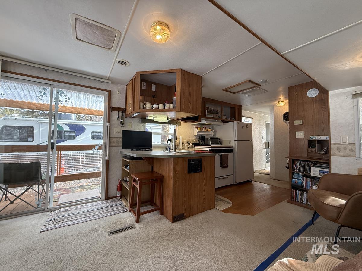 13 F Street, Cascade, Idaho 83611, 1 Bedroom, 1 Bathroom, Residential For Sale, Price $127,500,MLS 98974383