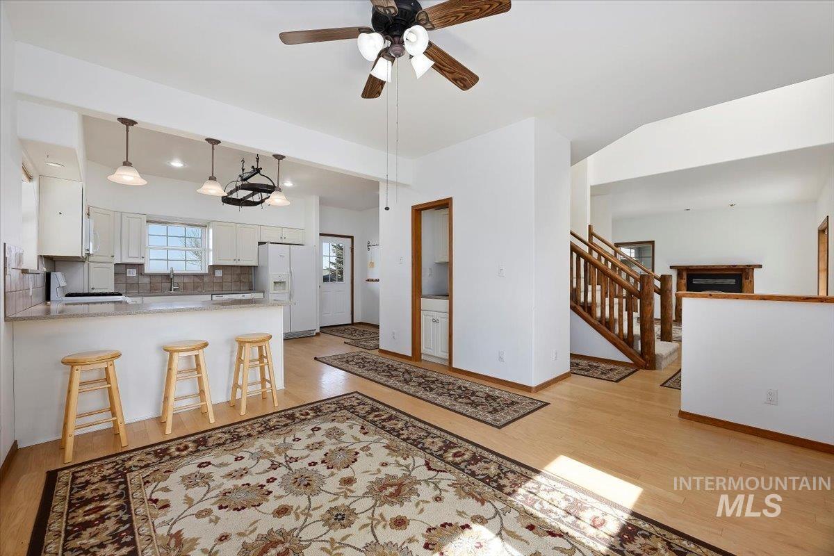 101 Quail Ridge Dr, Shoshone, Idaho 83352, 6 Bedrooms, 4.5 Bathrooms, Residential For Sale, Price $695,000,MLS 98974384