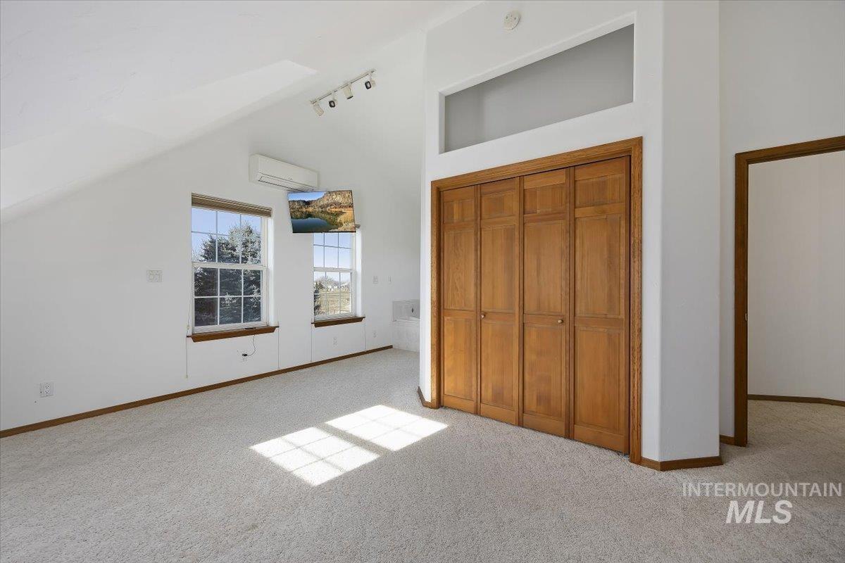 101 Quail Ridge Dr, Shoshone, Idaho 83352, 6 Bedrooms, 4.5 Bathrooms, Residential For Sale, Price $695,000,MLS 98974384