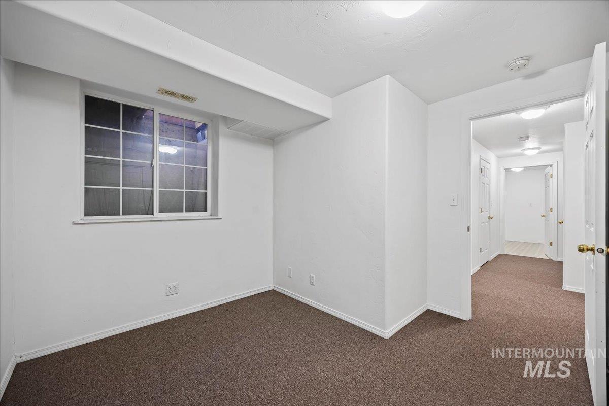 101 Quail Ridge Dr, Shoshone, Idaho 83352, 6 Bedrooms, 4.5 Bathrooms, Residential For Sale, Price $695,000,MLS 98974384