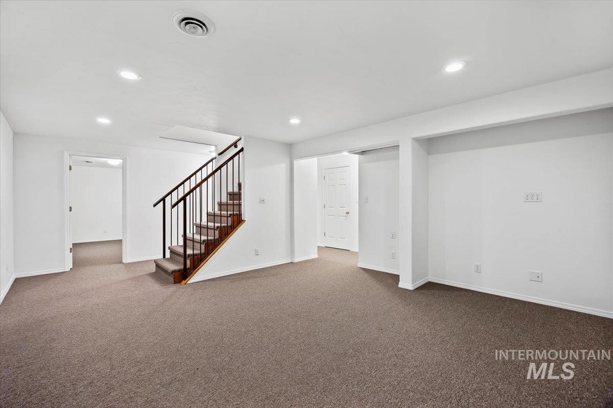 101 Quail Ridge Dr, Shoshone, Idaho 83352, 6 Bedrooms, 4.5 Bathrooms, Residential For Sale, Price $695,000,MLS 98974384