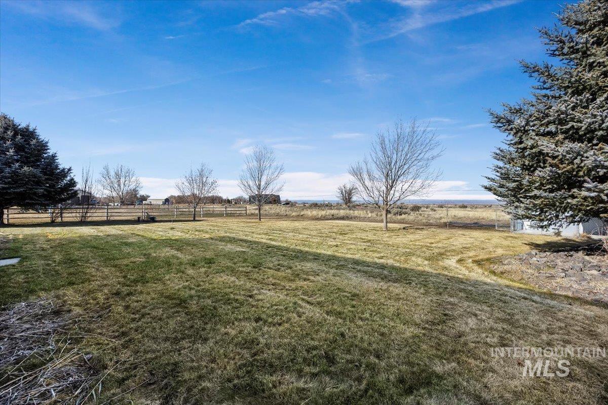 101 Quail Ridge Dr, Shoshone, Idaho 83352, 6 Bedrooms, 4.5 Bathrooms, Residential For Sale, Price $695,000,MLS 98974384