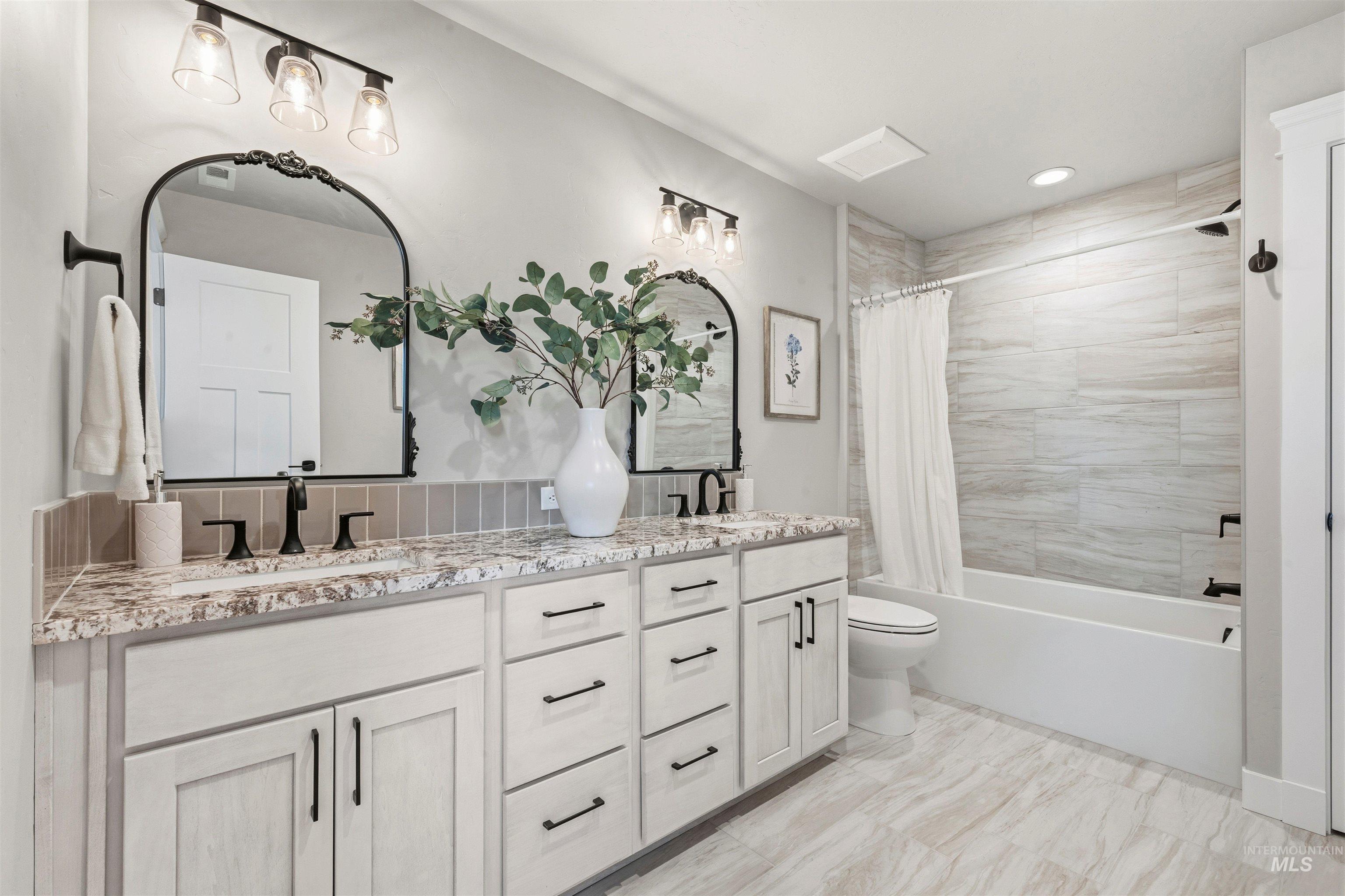 10093 W McMillan Rd, Boise, Idaho 83704, 4 Bedrooms, 3.5 Bathrooms, Residential For Sale, Price $650,000,MLS 98974388