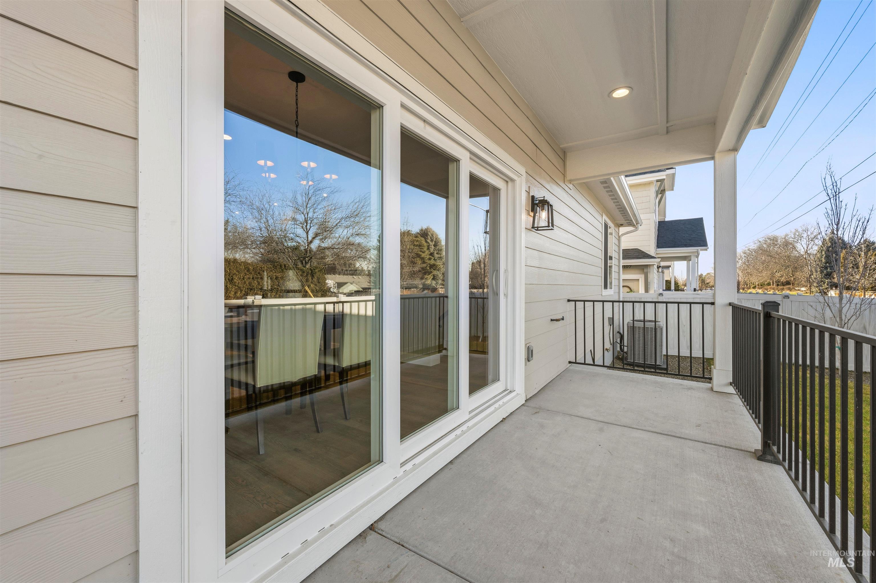 10093 W McMillan Rd, Boise, Idaho 83704, 4 Bedrooms, 3.5 Bathrooms, Residential For Sale, Price $650,000,MLS 98974388