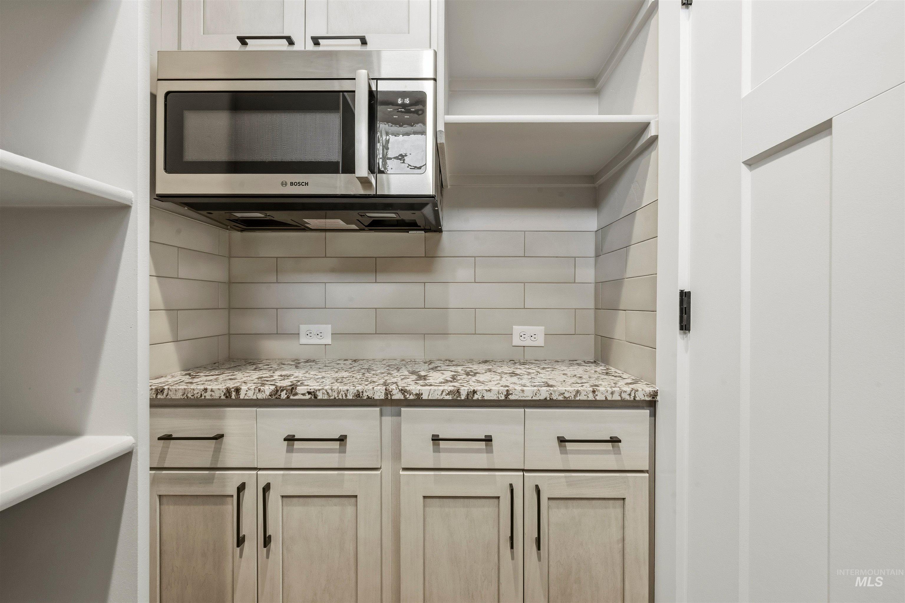 10093 W McMillan Rd, Boise, Idaho 83704, 3 Bedrooms, 2.5 Bathrooms, Residential Income For Sale, Price $650,000,MLS 98974389