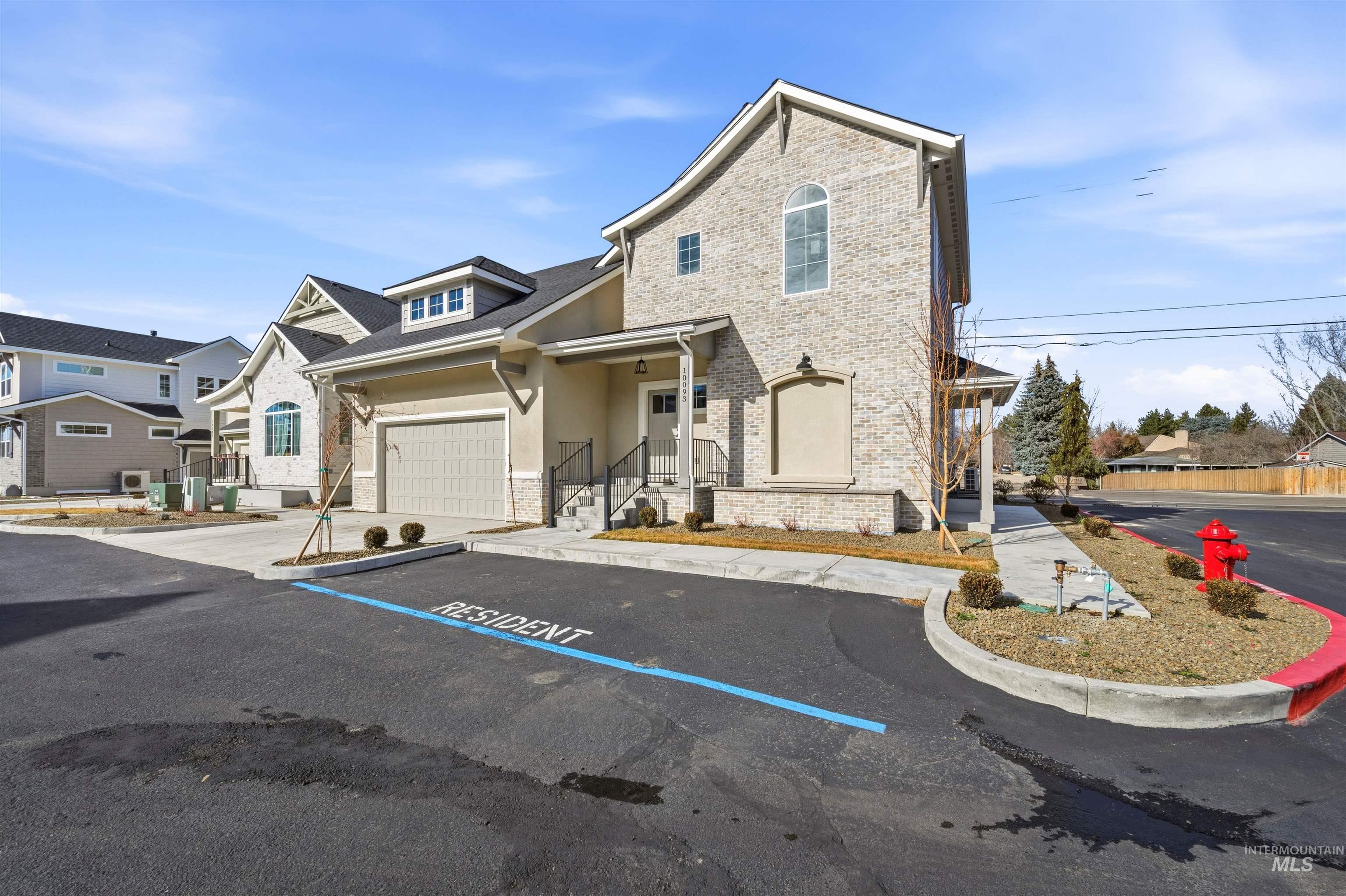 10093 W McMillan Rd, Boise, Idaho 83704, 3 Bedrooms, 2.5 Bathrooms, Residential Income For Sale, Price $650,000,MLS 98974389